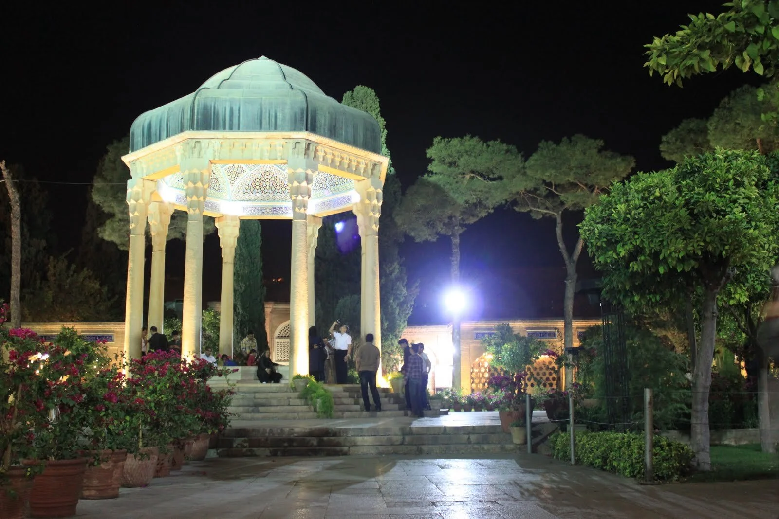 Aramga-e Hafez/Tomb of Hafez (NPJ)