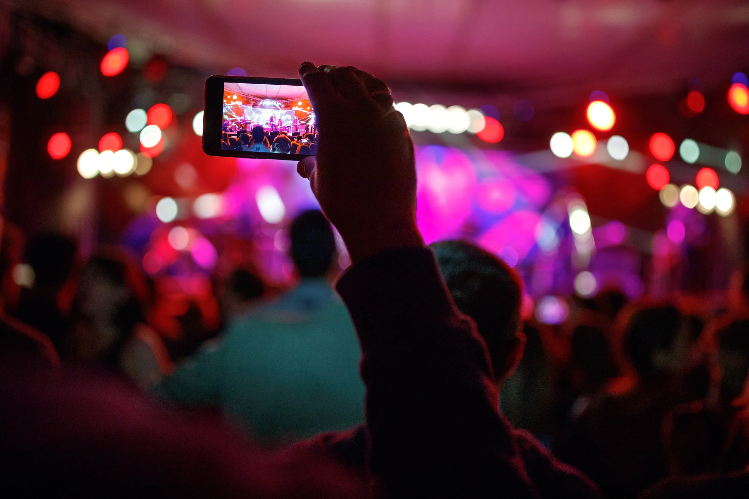 WHY YOUR BAND CAN’T SURVIVE ON BANDCAMP