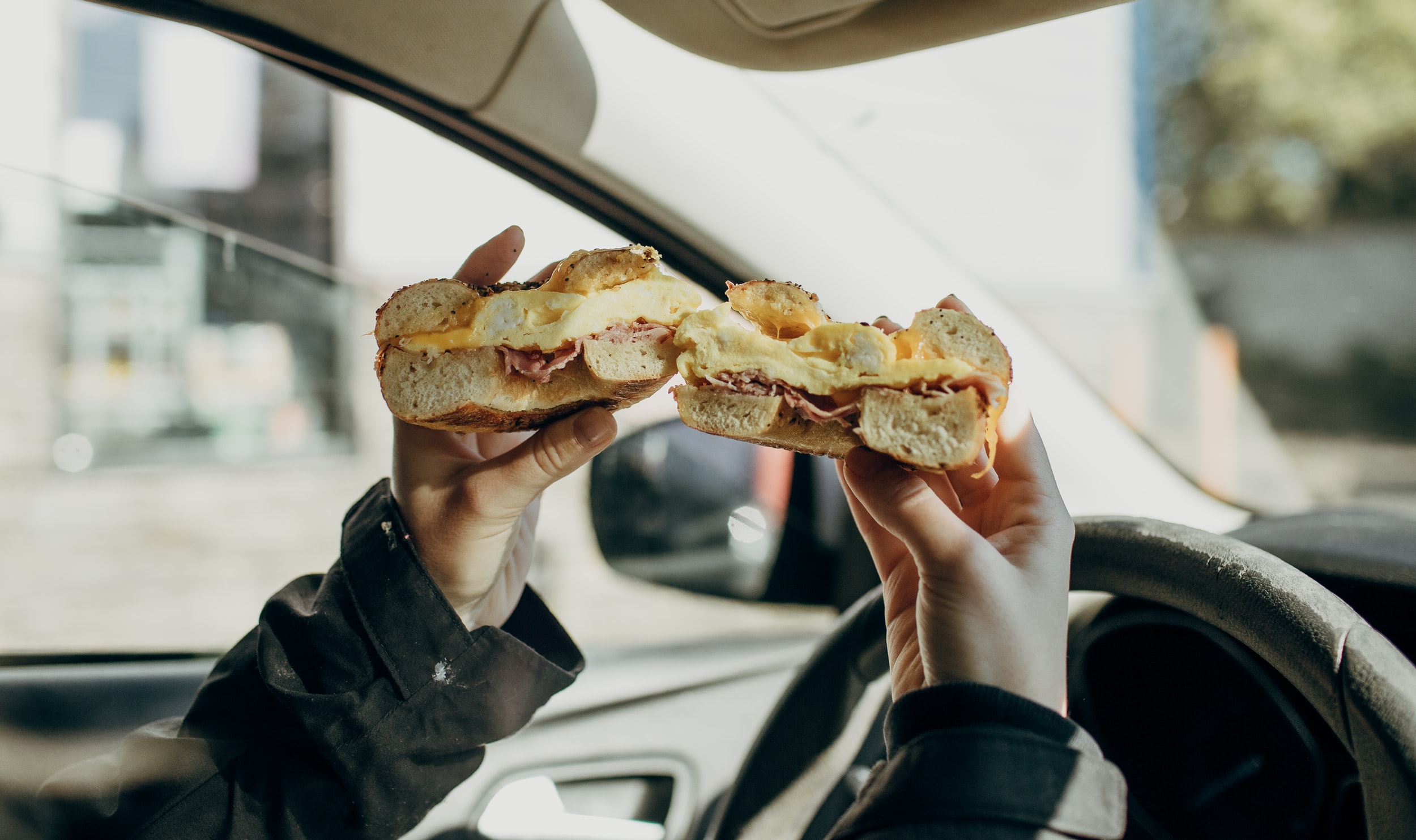 How to eat better while on the road