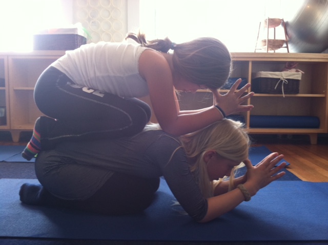 Girls in double rock.JPG