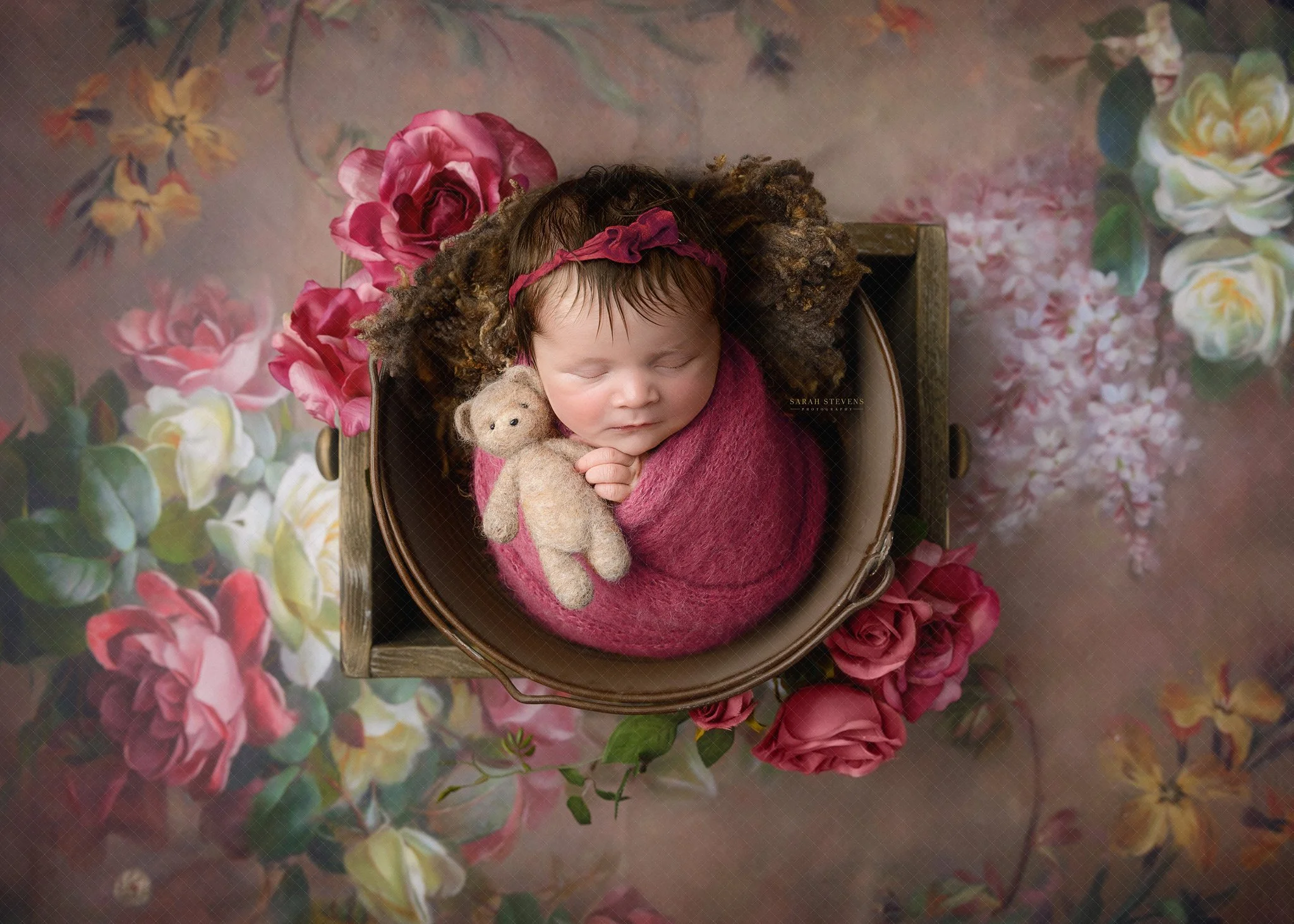 Vibrant colours/florals for this beautiful girl.......and a teddy 🧸
https://www.sarahstevensphotography.com
 #sarahstevensphotographyuk #tauntonnewbornphotographer #somersetnewbornphotography #newbornphotographers #newbornphotography #newbornphoto