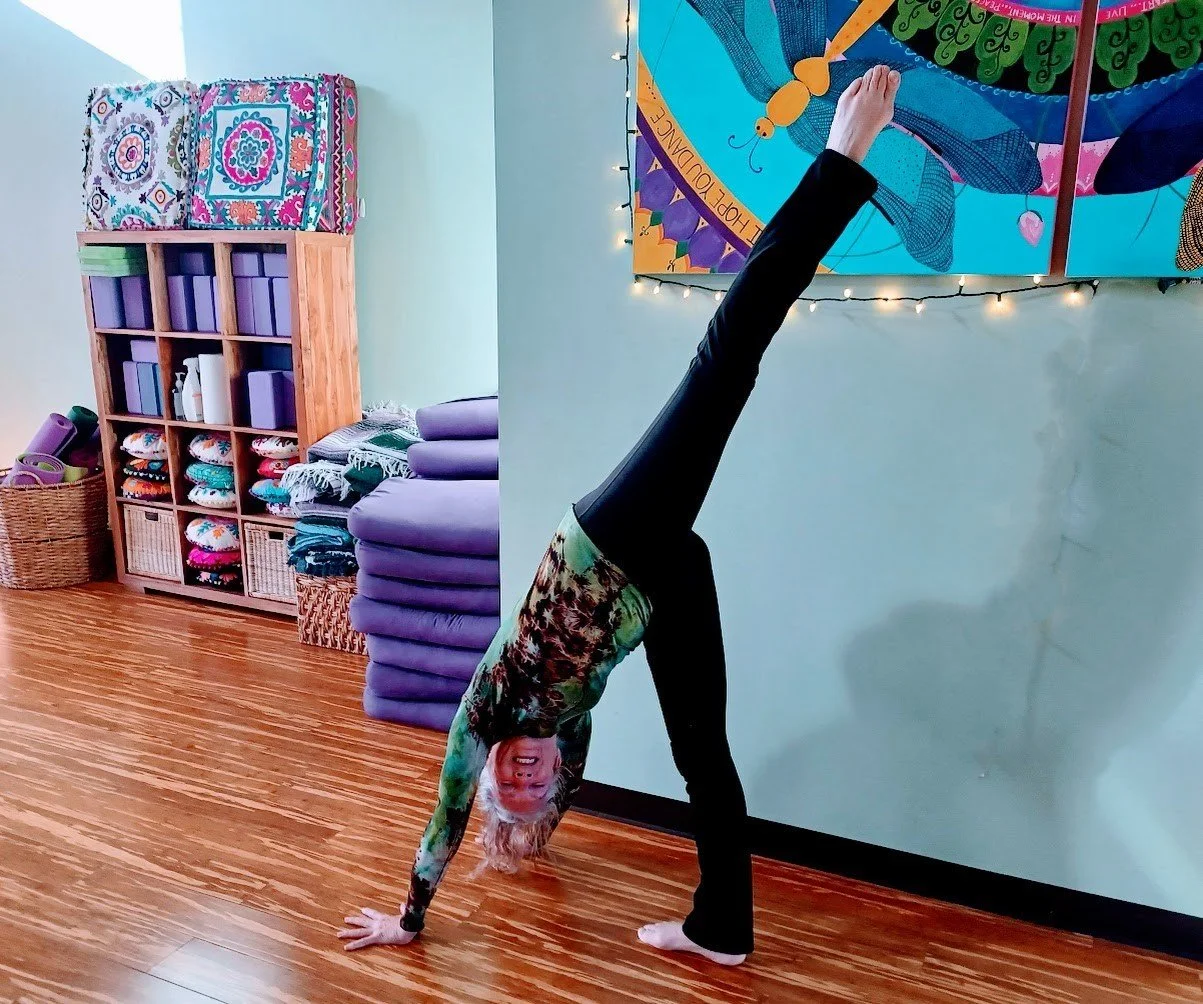 Stretch &amp; De-stress with Sheila Peters 