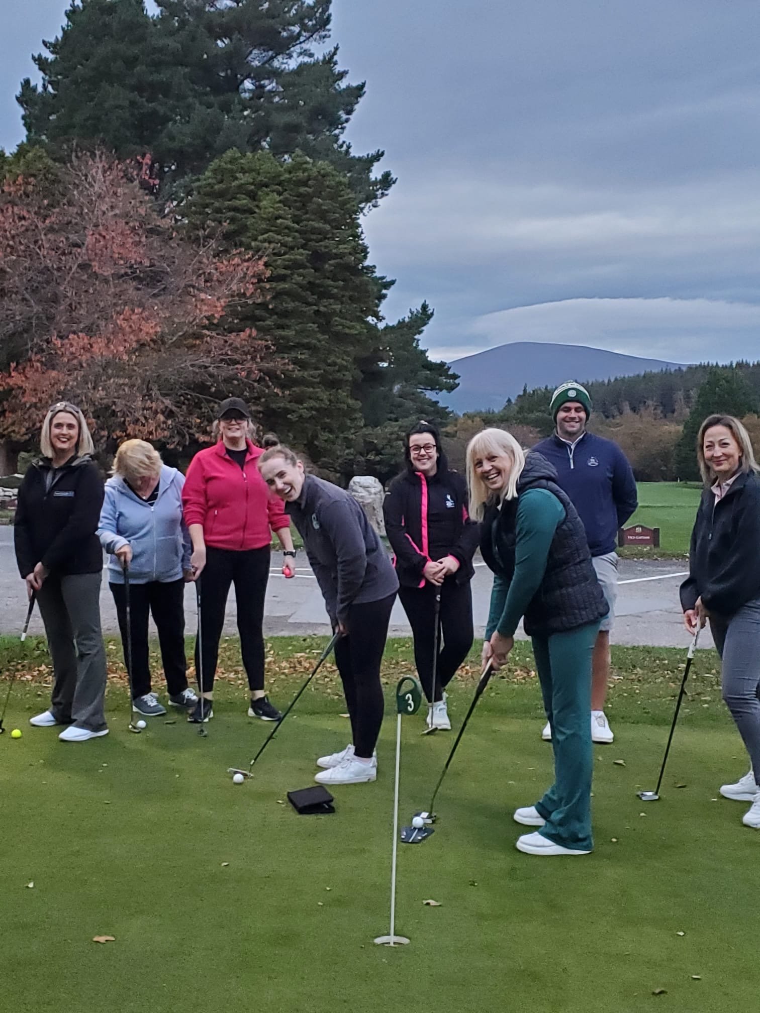 Golf Lesson with Pro Golfer Dylan Burke (November)