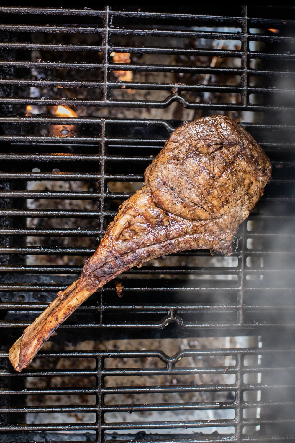 Caveman Tomahawk Steak Tomahawk Steak Caveman Style How To Cook A