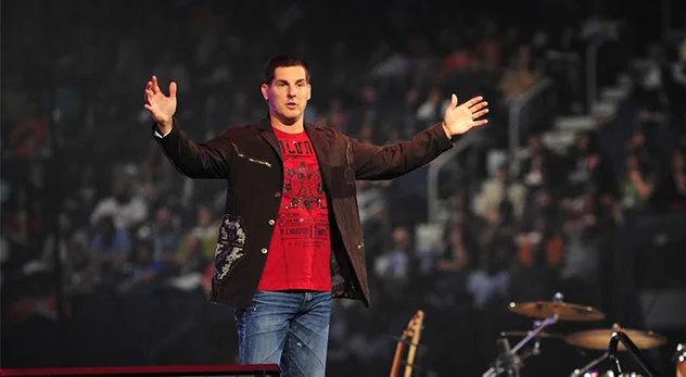 Craig Groeschel Says Men Need to Learn How to Fight