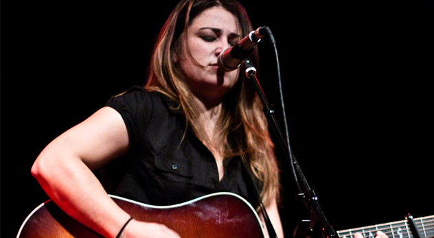 Jennifer Knapp makes case for being ‘gay and Christian’ in new book