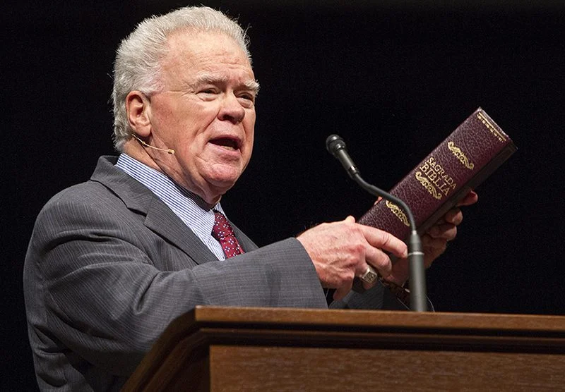 Paige Patterson has resigned. Imagine if he were Tim Cook.