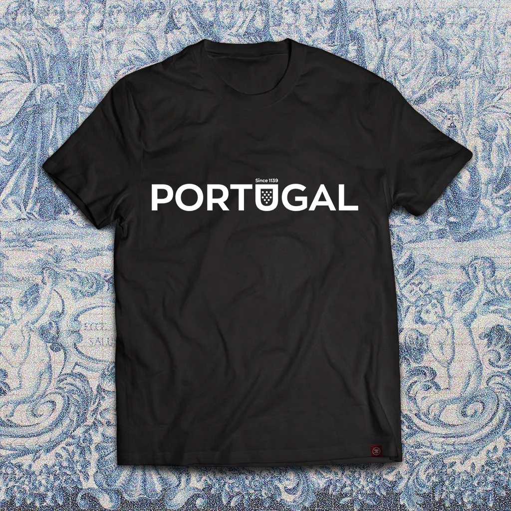 t-shirt_Preto_Portugal_Frente_1024x1024px.jpg