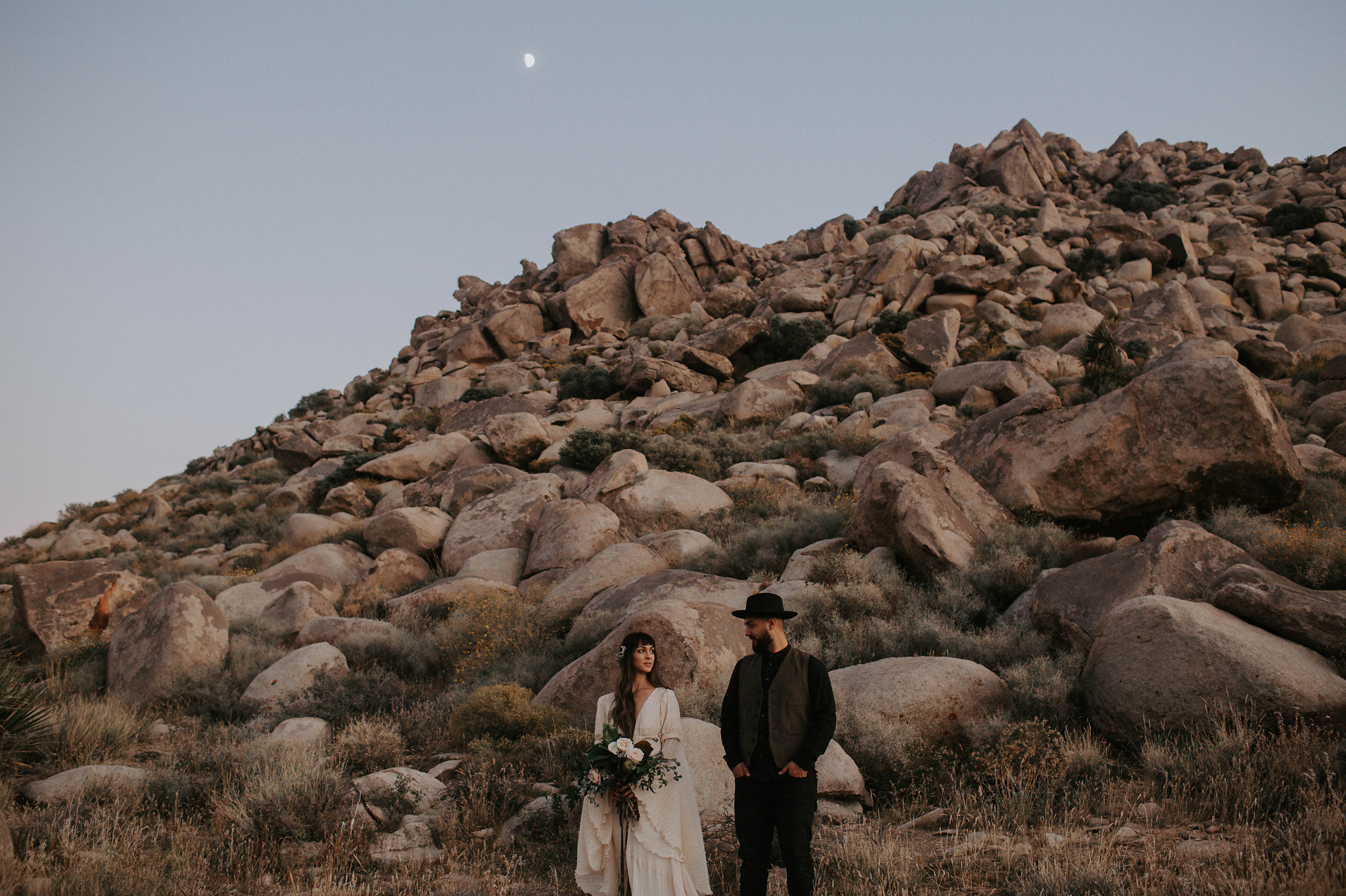Joshua-Tree-Airbnb-Elopement-33.jpg