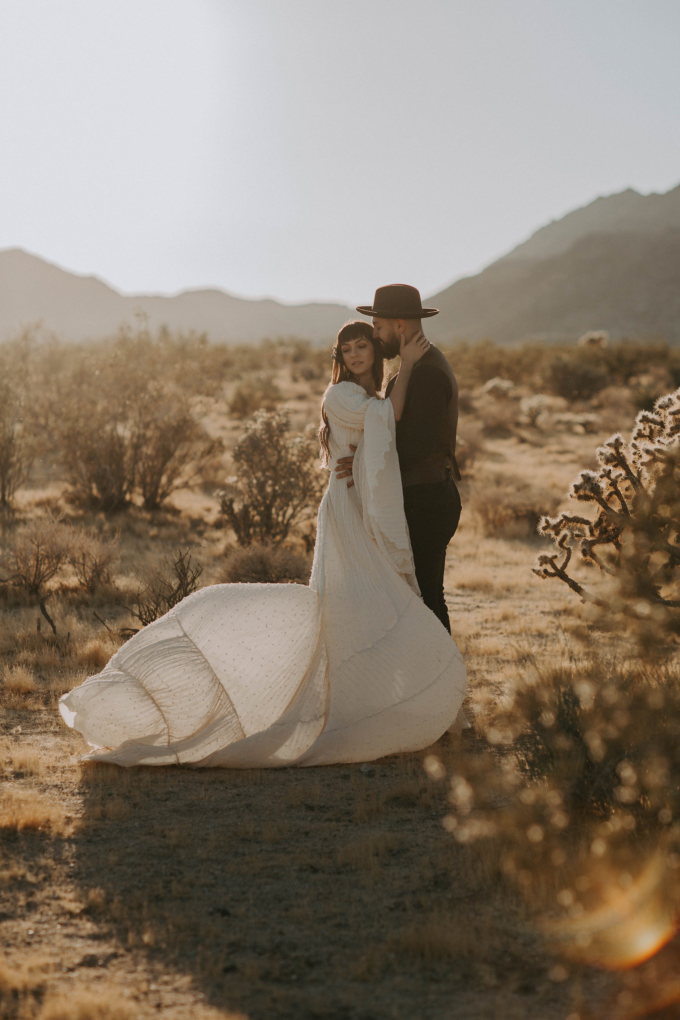 Joshua-Tree-Airbnb-Elopement-71.jpg
