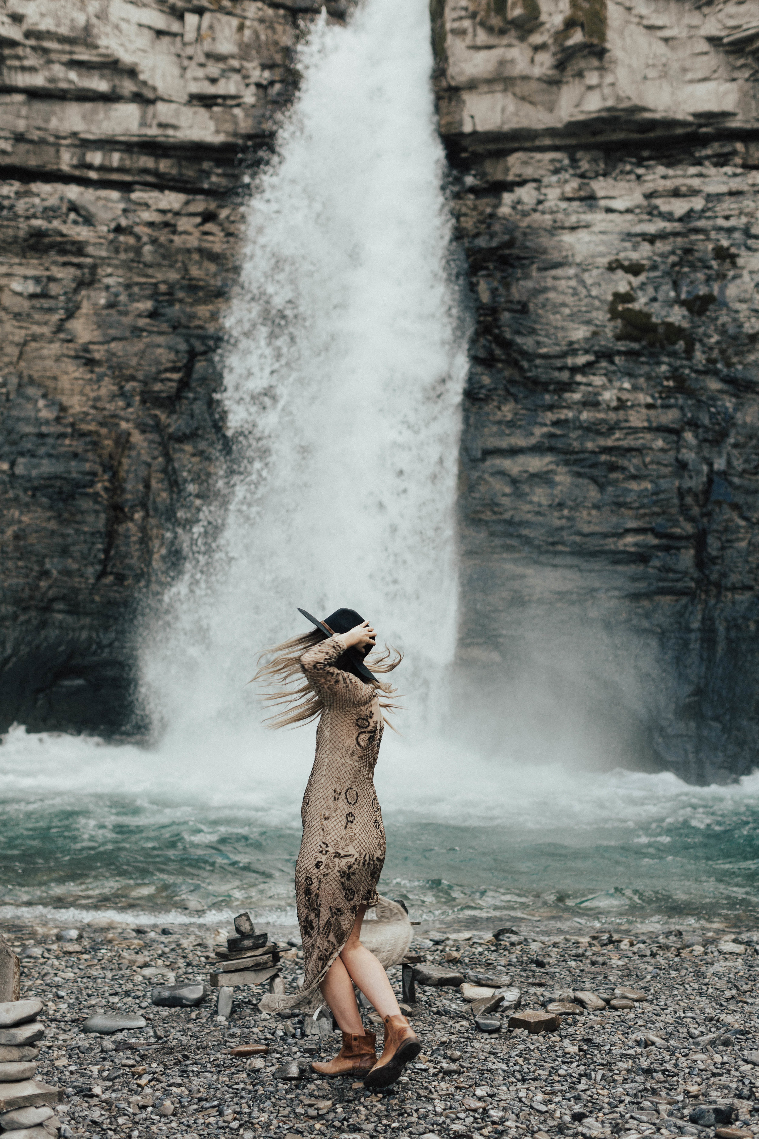 Outdoor engagement session in Banff by Michelle Larmand Photography