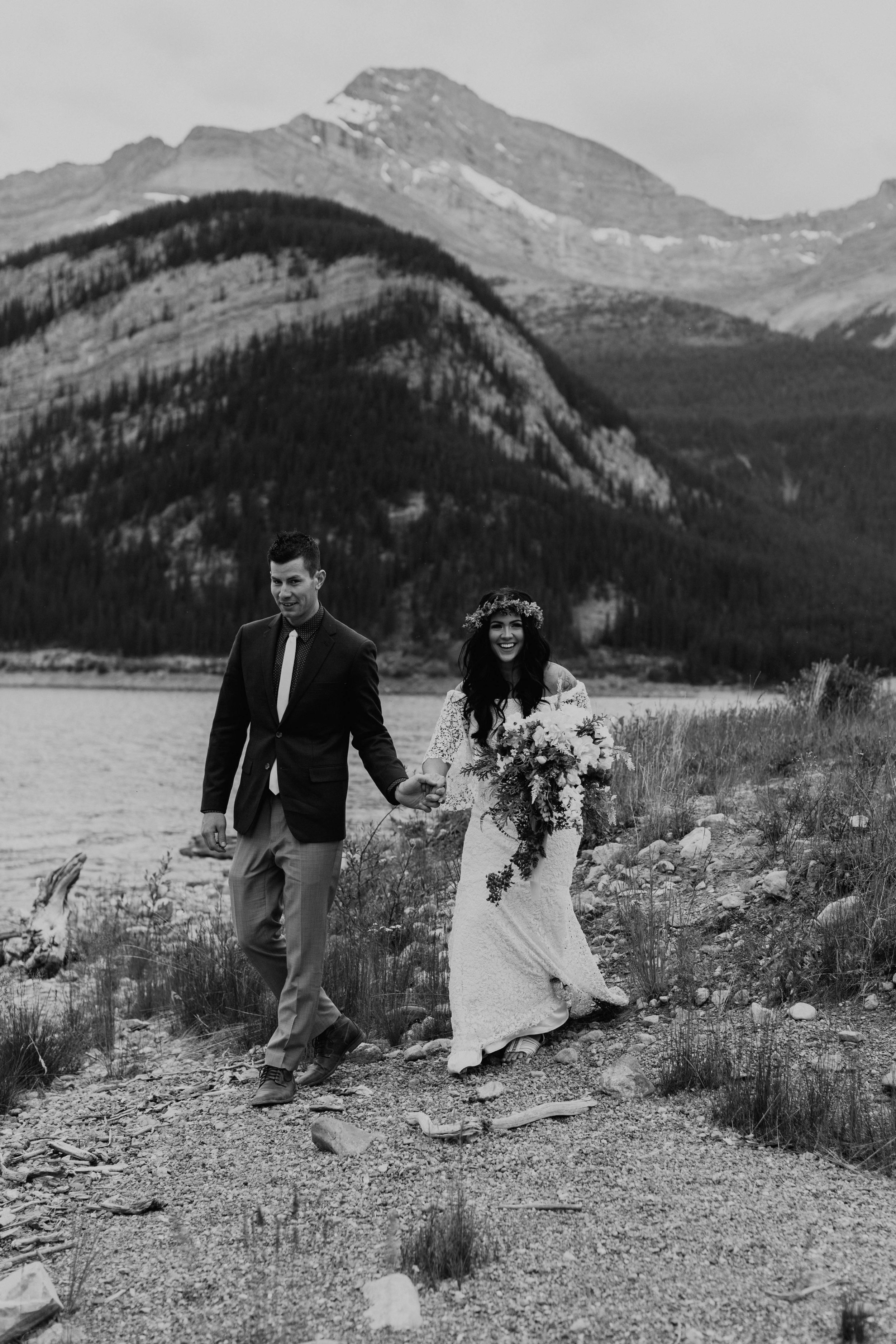 alberta-boho-wedding-31.jpg