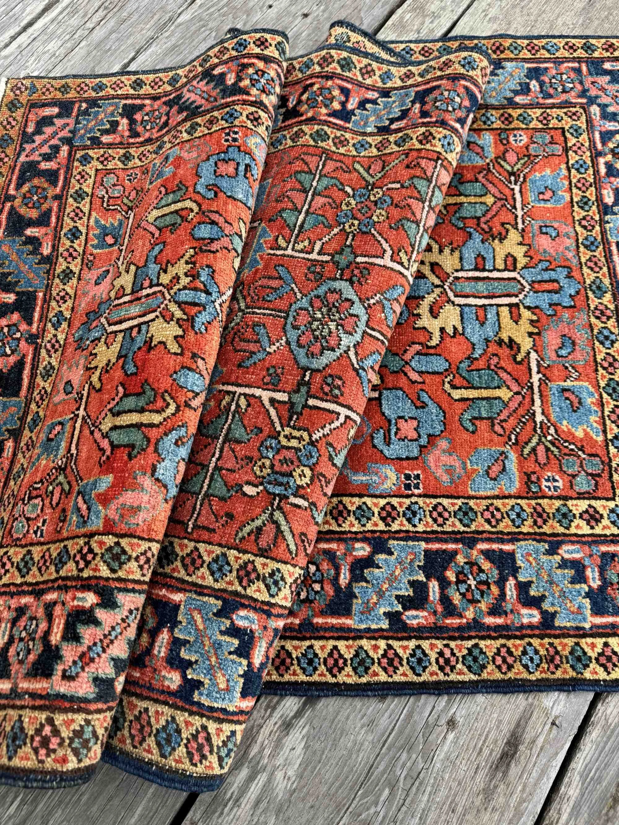 small Heriz rugs