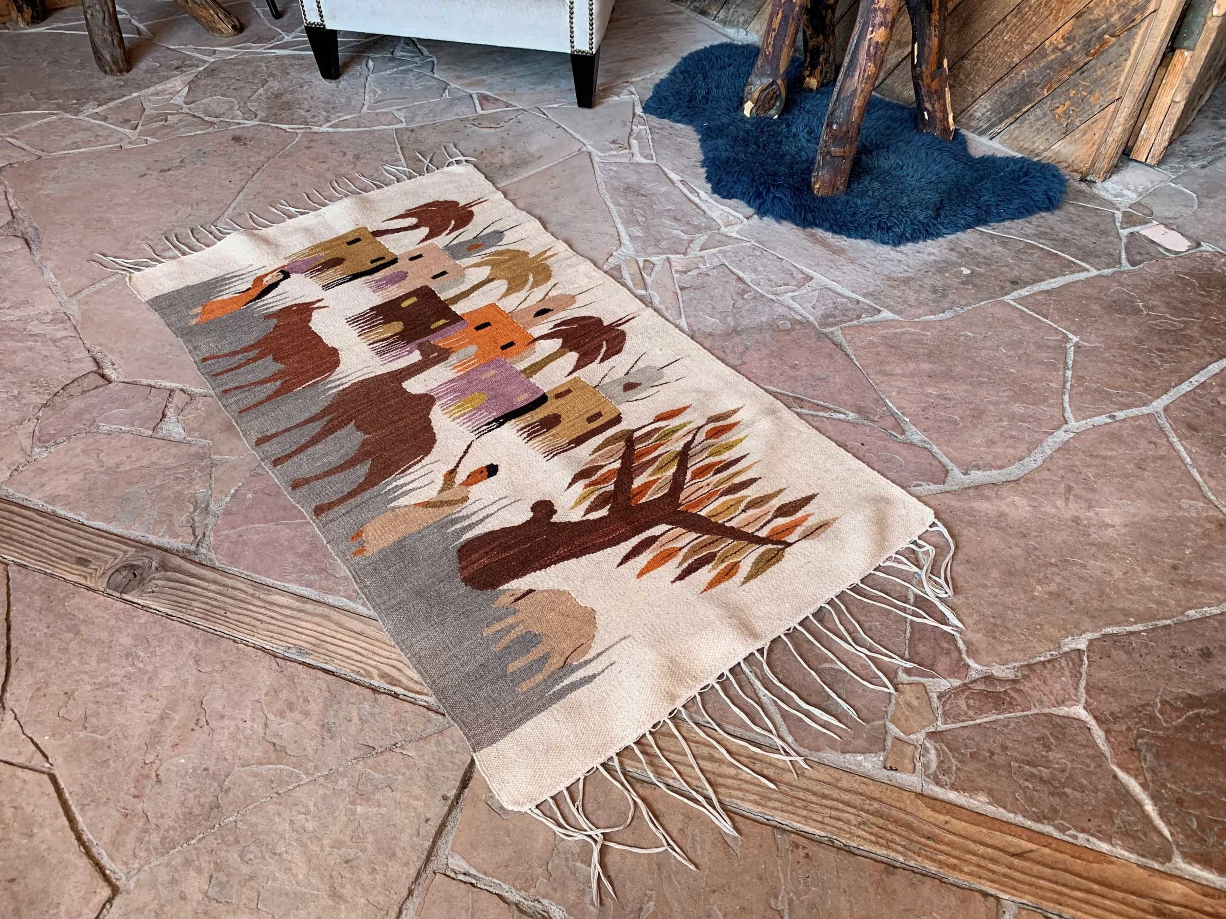 pictorial kilims