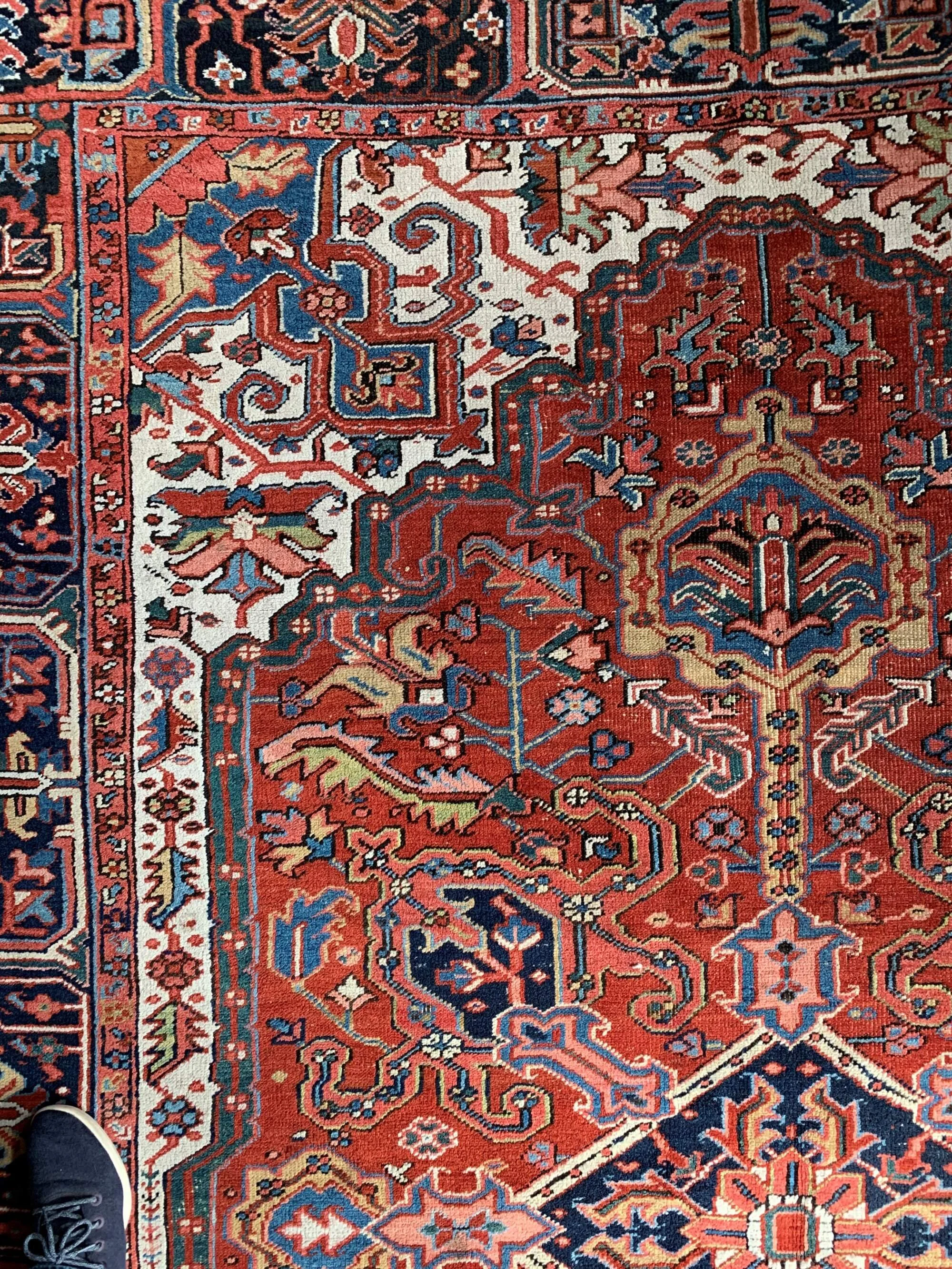 antique heriz rugs