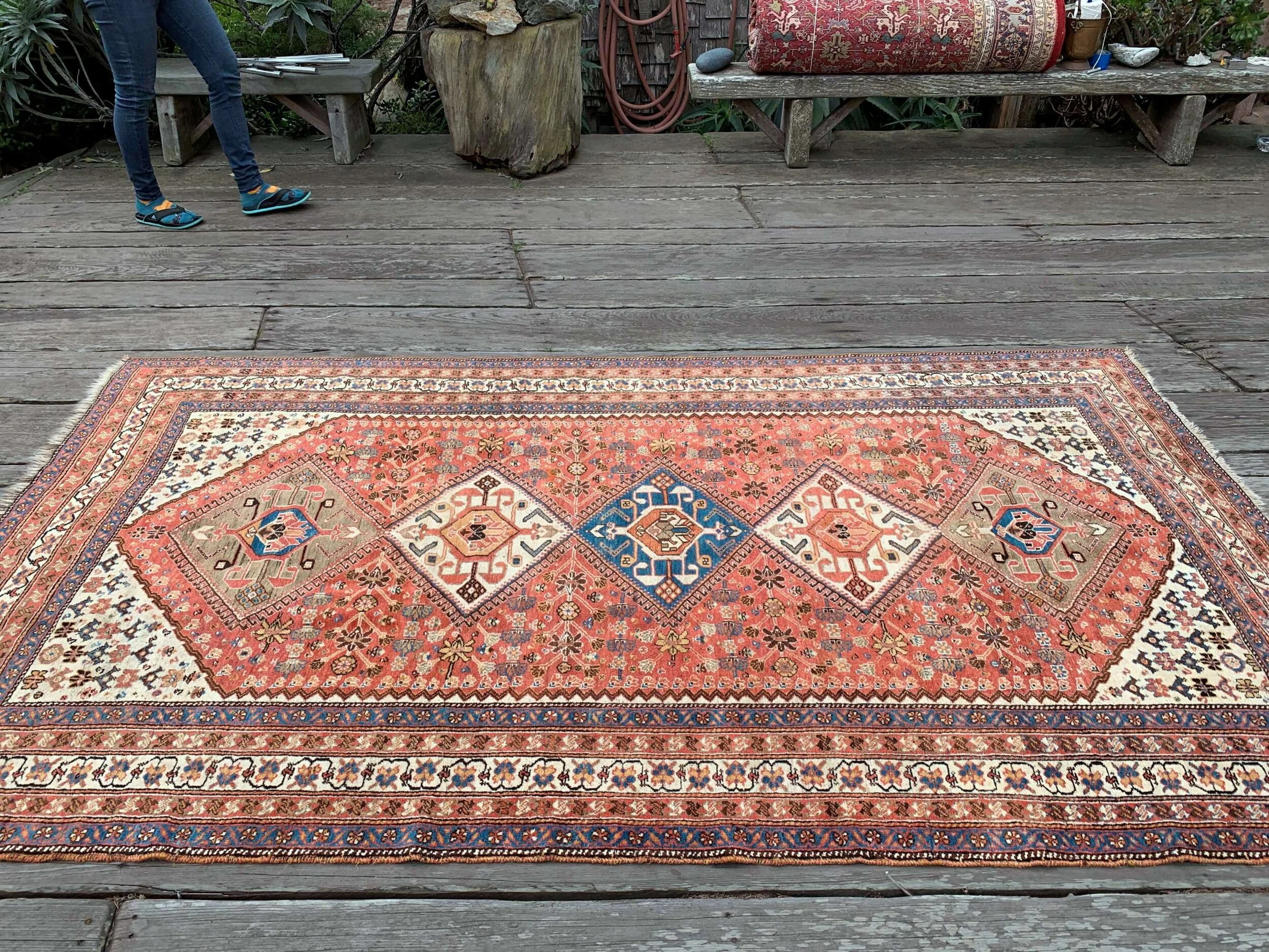 Iranian tribal rug 大判 Pictorial Persian Tribal Qashqai Horse Rug — 5 ft. 10 in. by