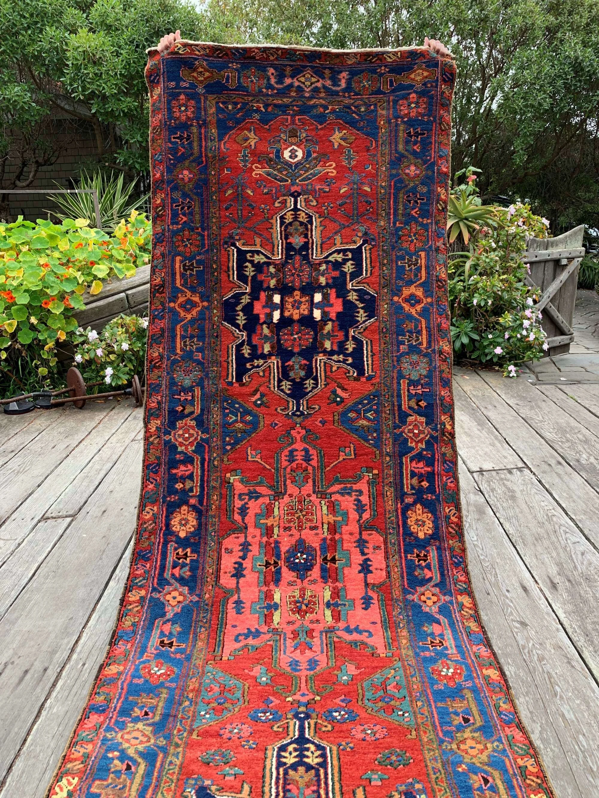 antique heriz serapi rug
