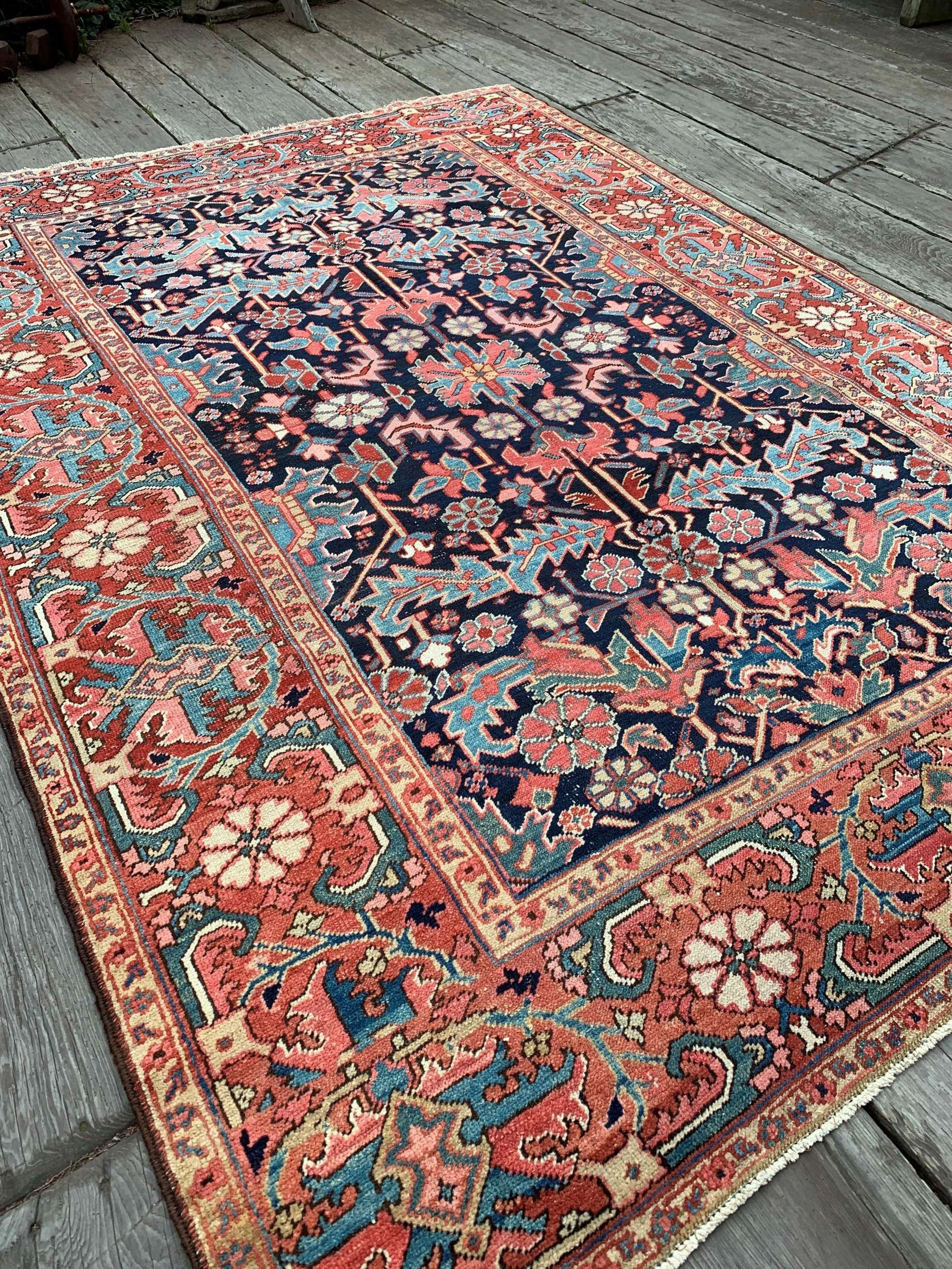 antique heriz rug 7x10