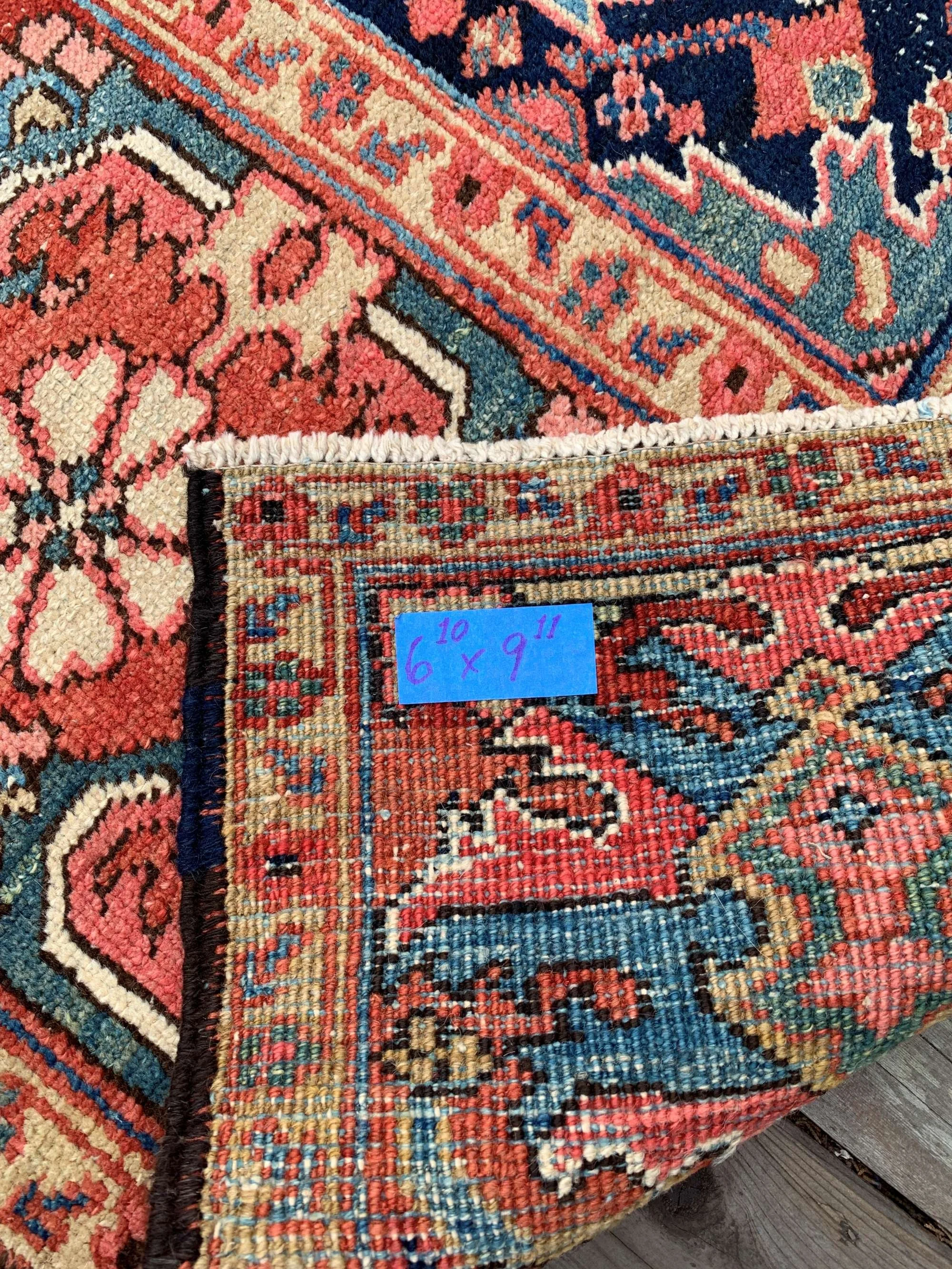 heriz rug