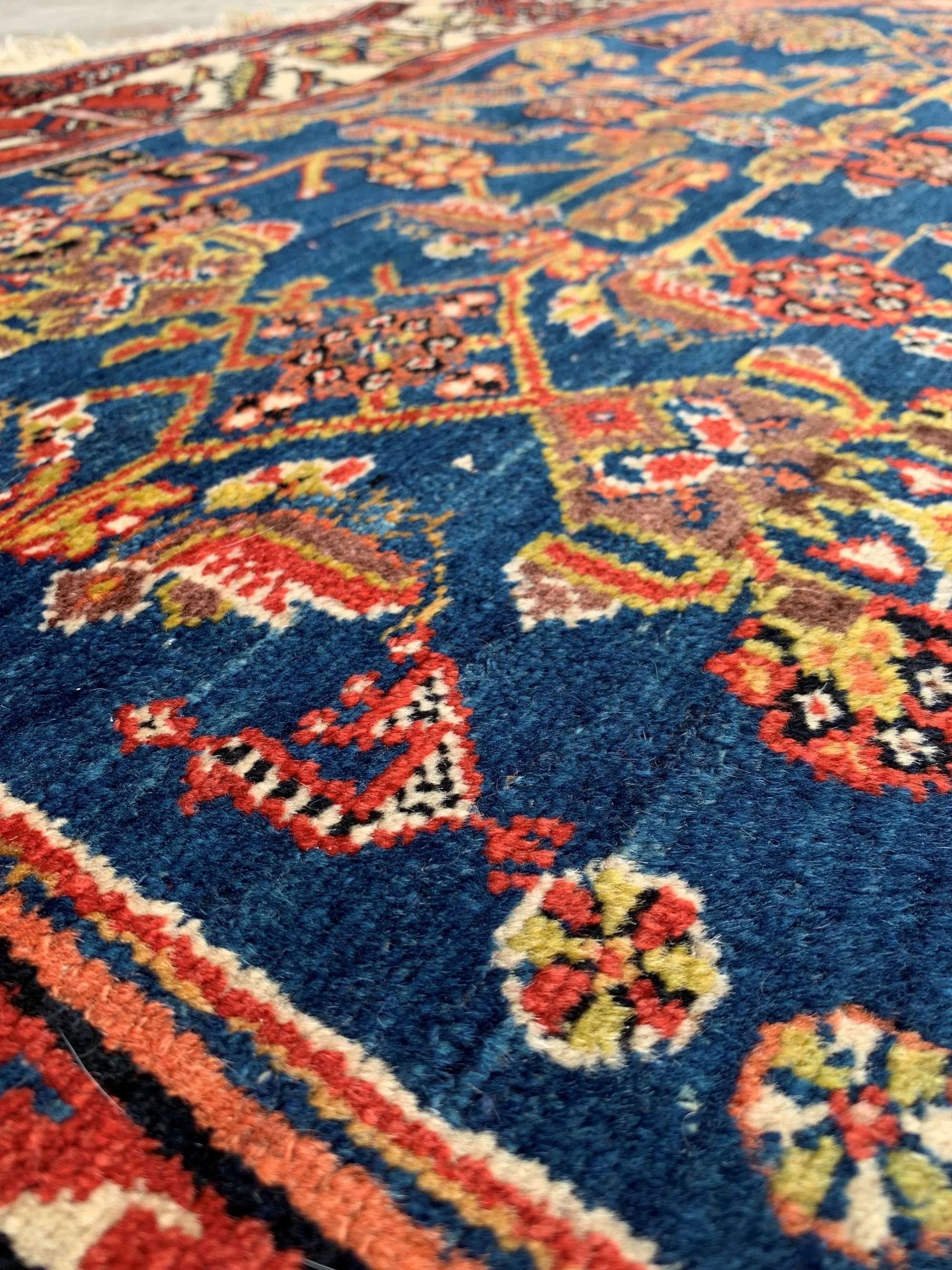 antique persian area rugs