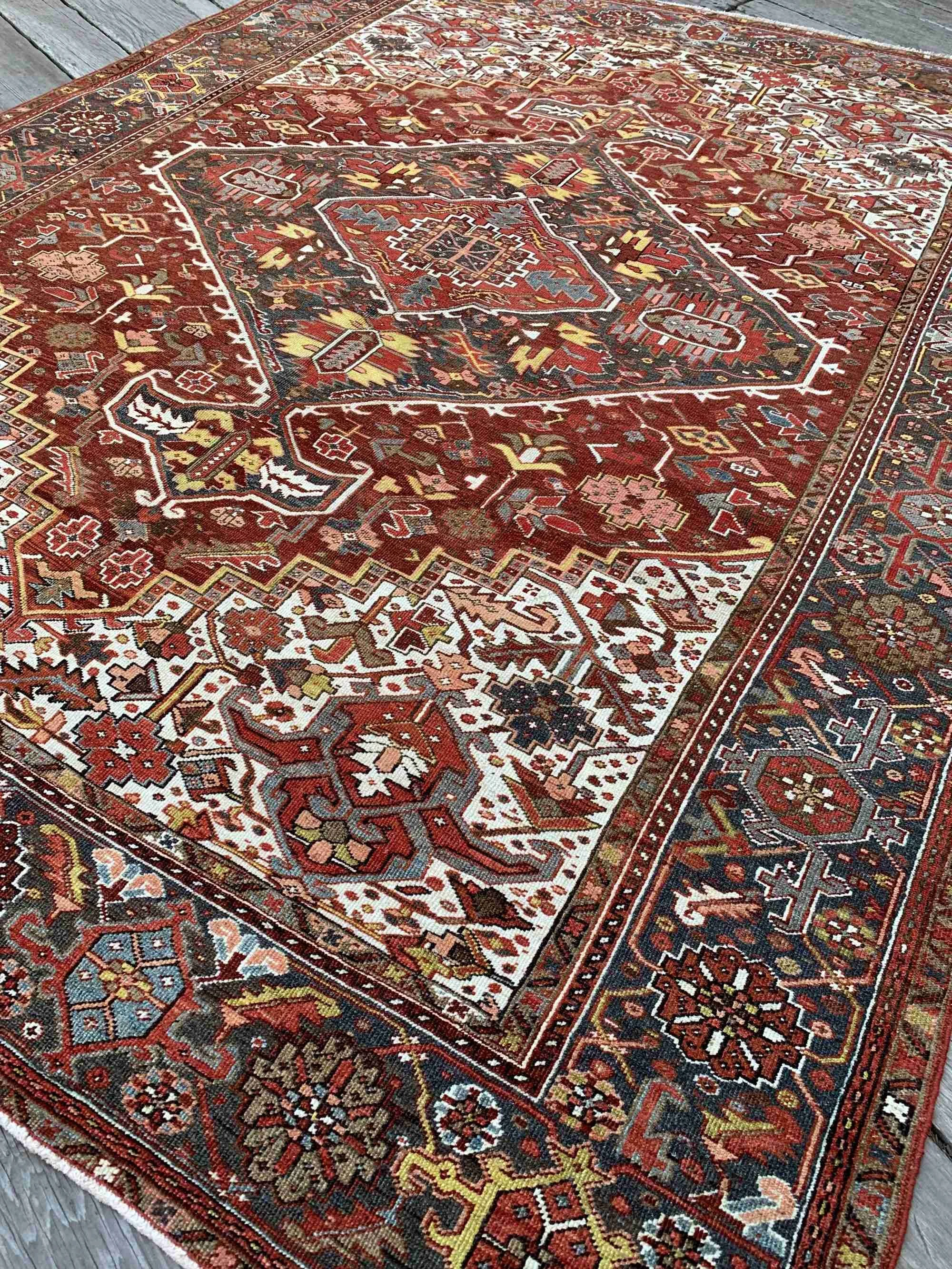 vintage heriz area rugs online