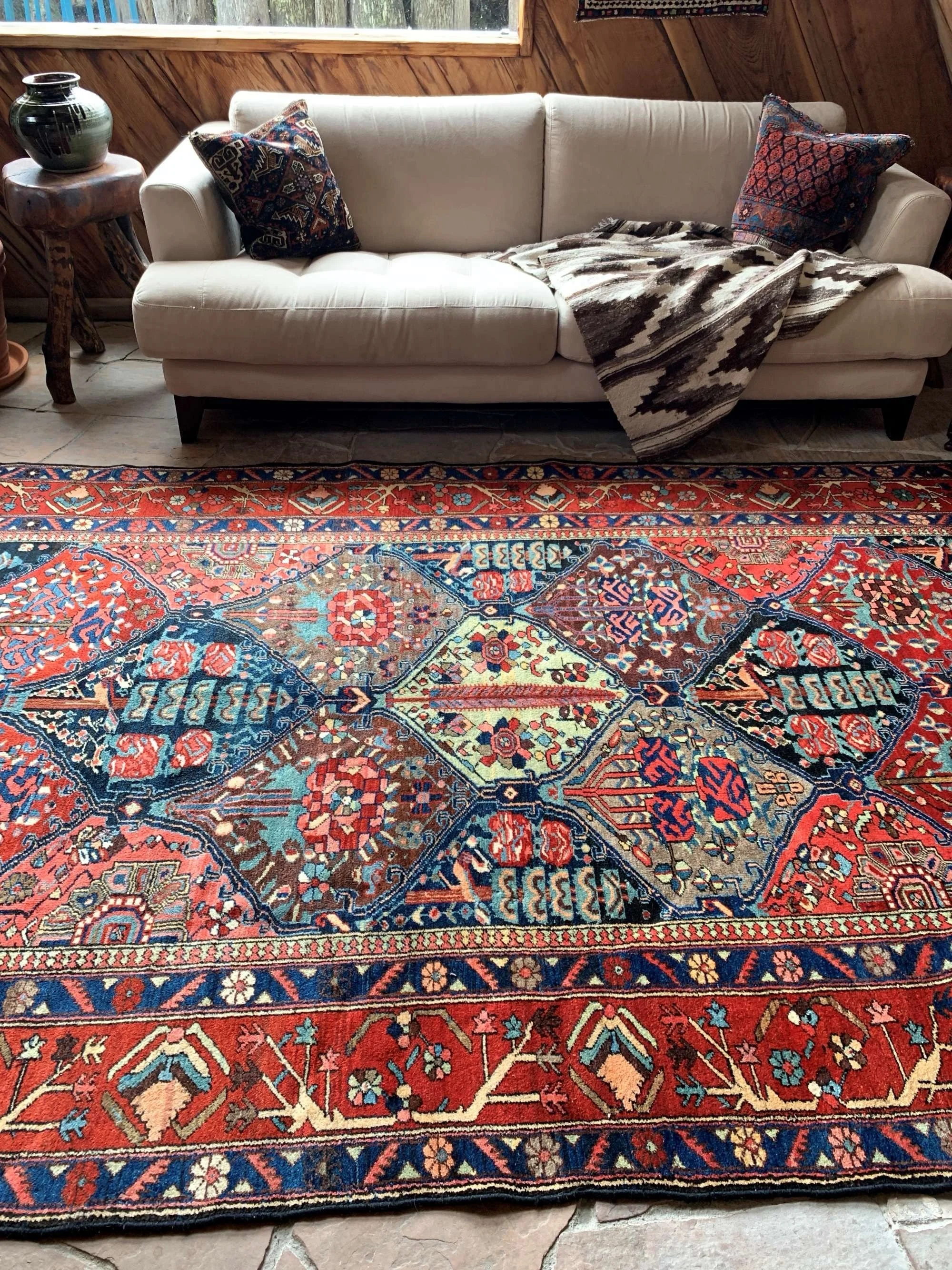 Happy Monday rug friends. We have just added this spectacular semi antique Bakhtiari rug to our sale page. Such quality and beauty! 

Rug No. 70211

Semi Antique Persian Bakhtiari rug in a superb rendition of the garden panel design. The panels have 
