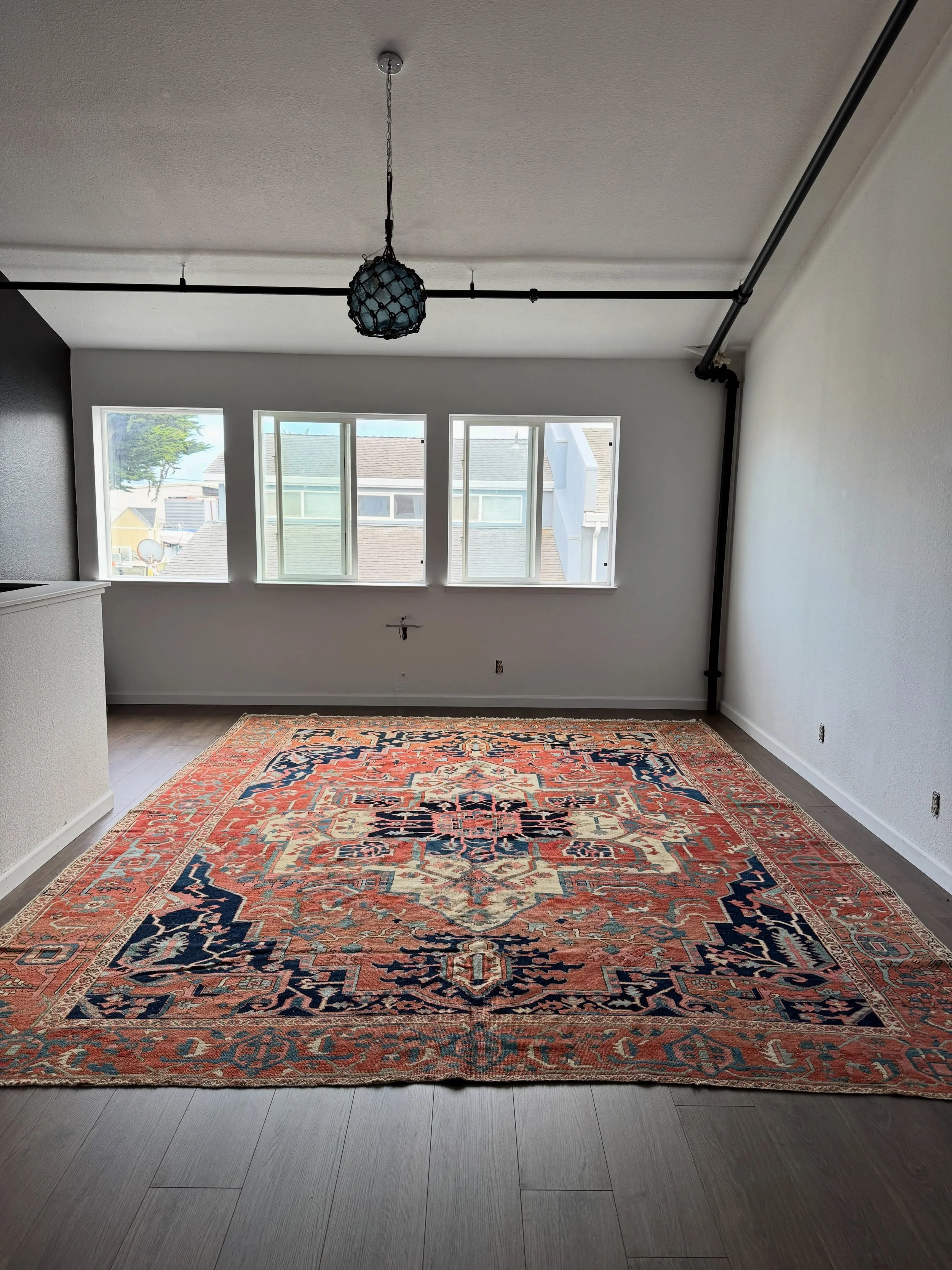 Our new space isn&rsquo;t finished yet, but sure seems like it will work out well for natural indoor photography. What do you think? 🤗❤️