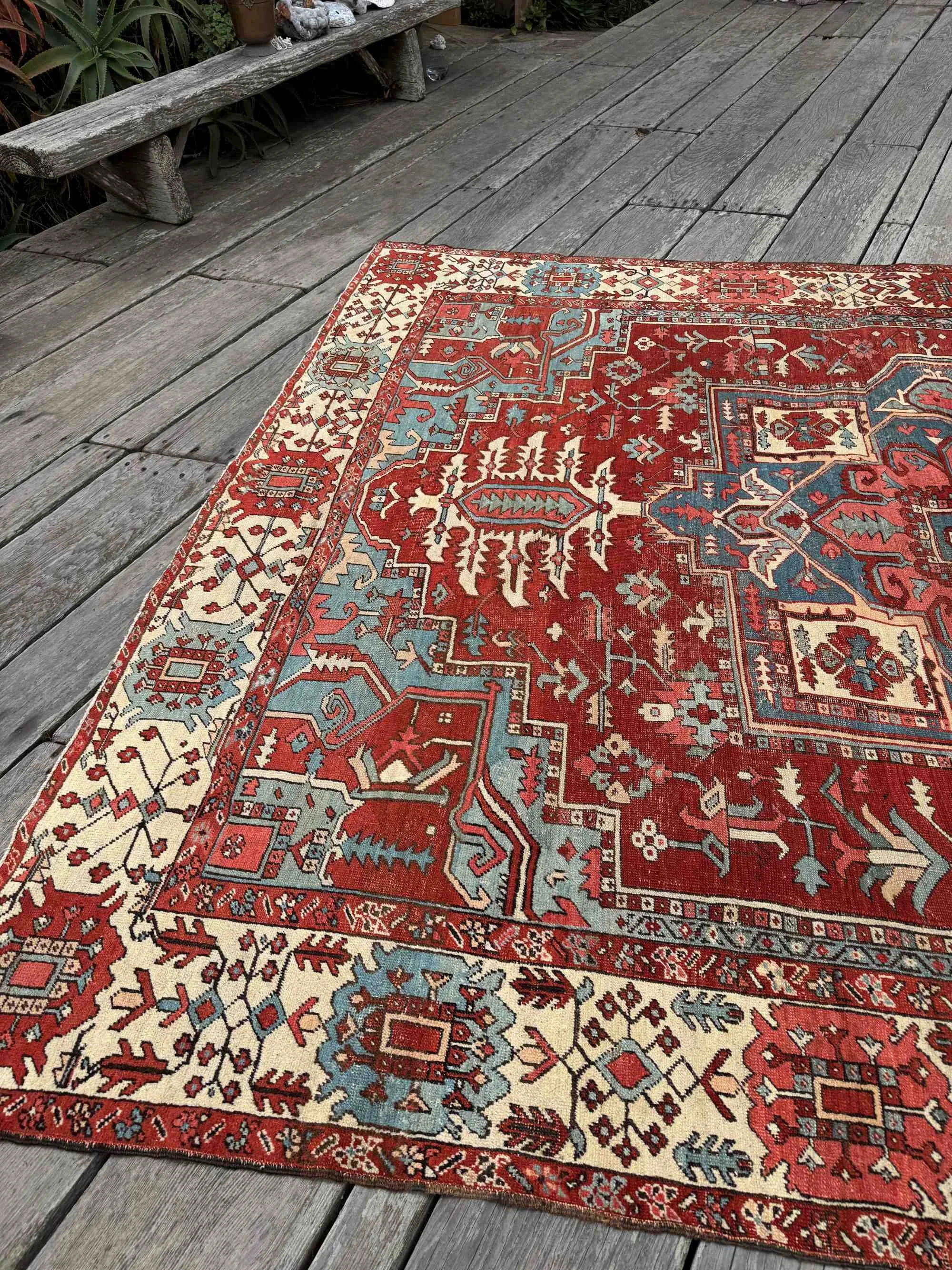 large serapi heriz rugs
