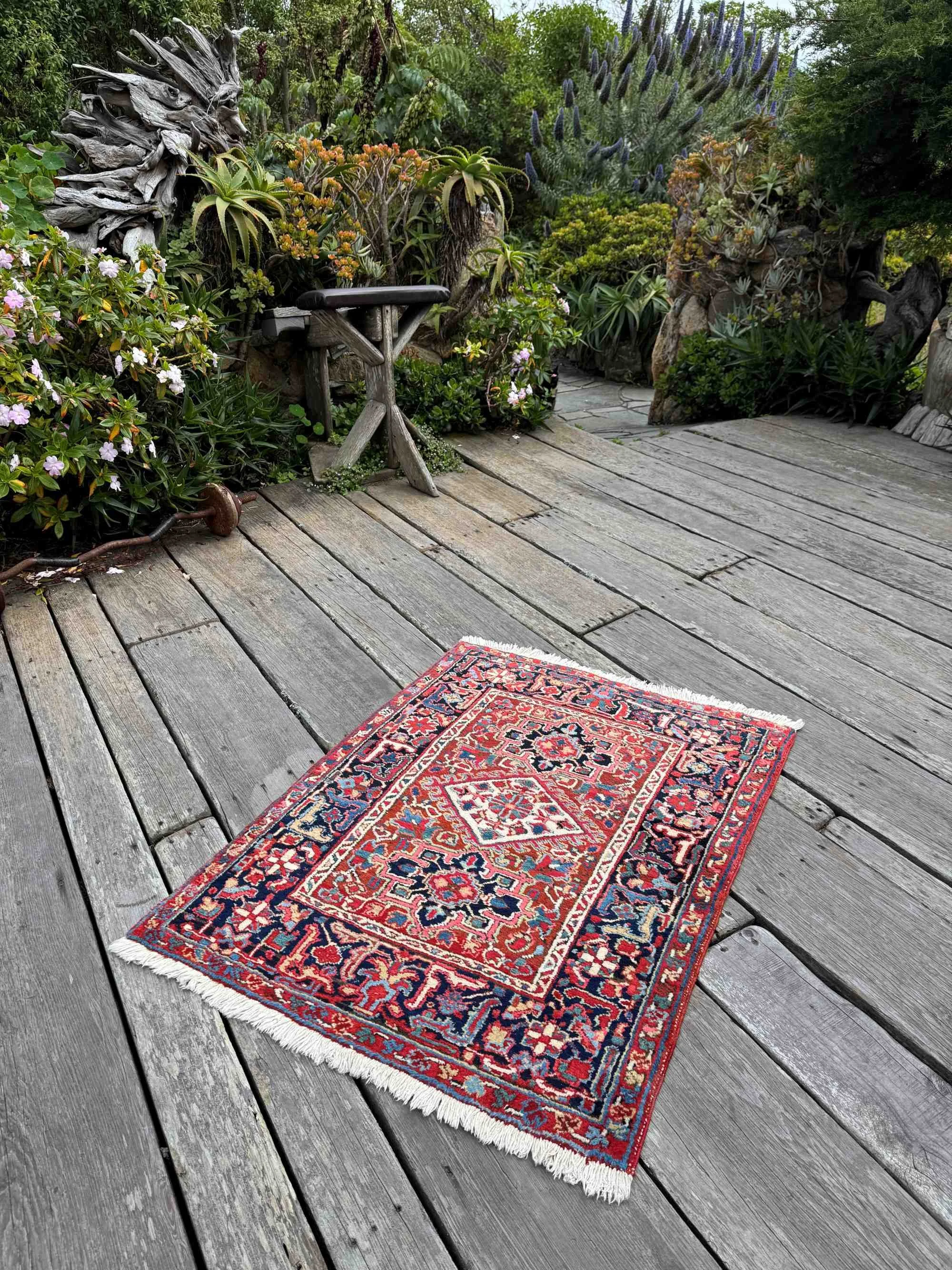 semi antique heriz rug small size