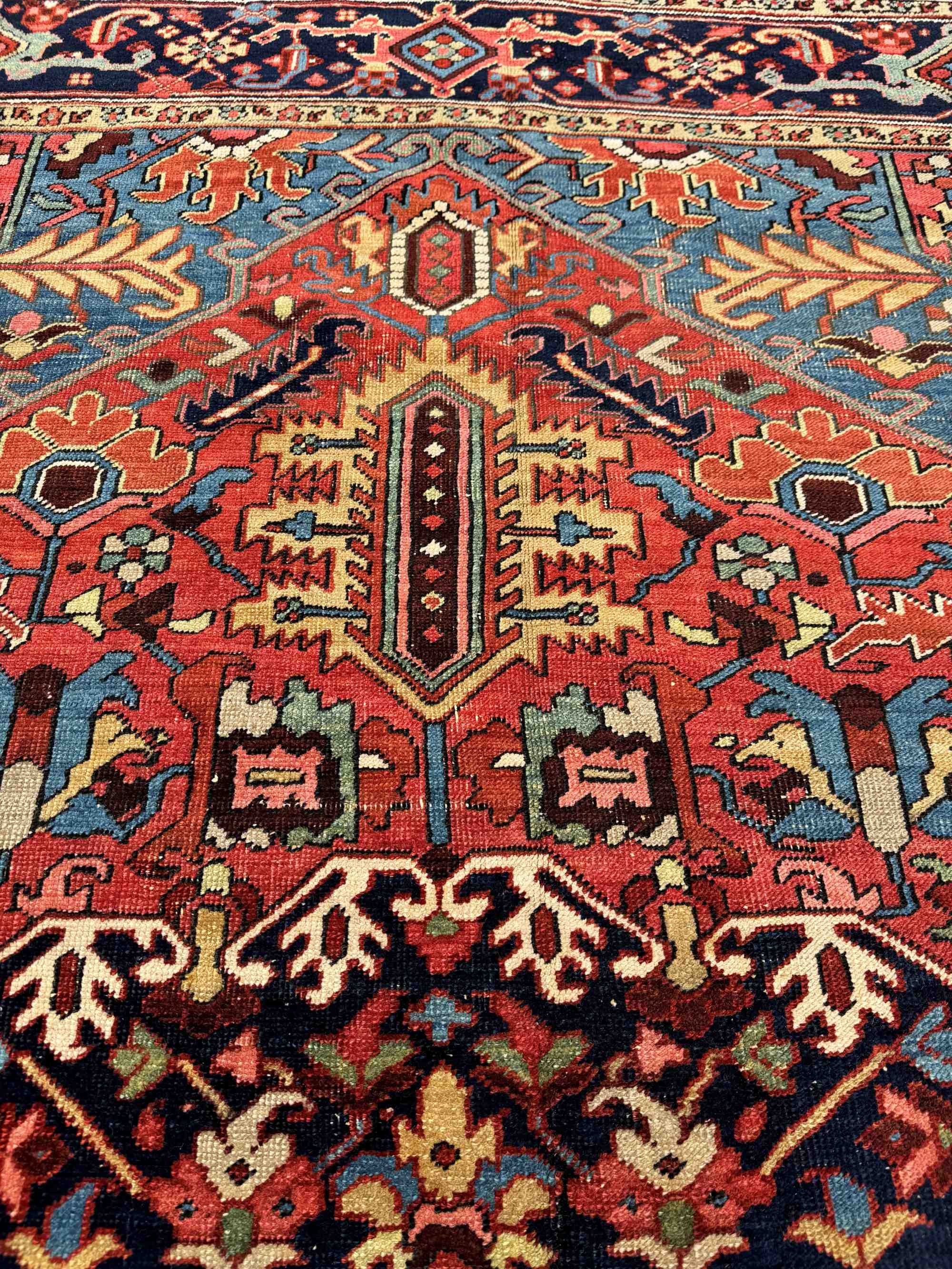 Heriz rugs