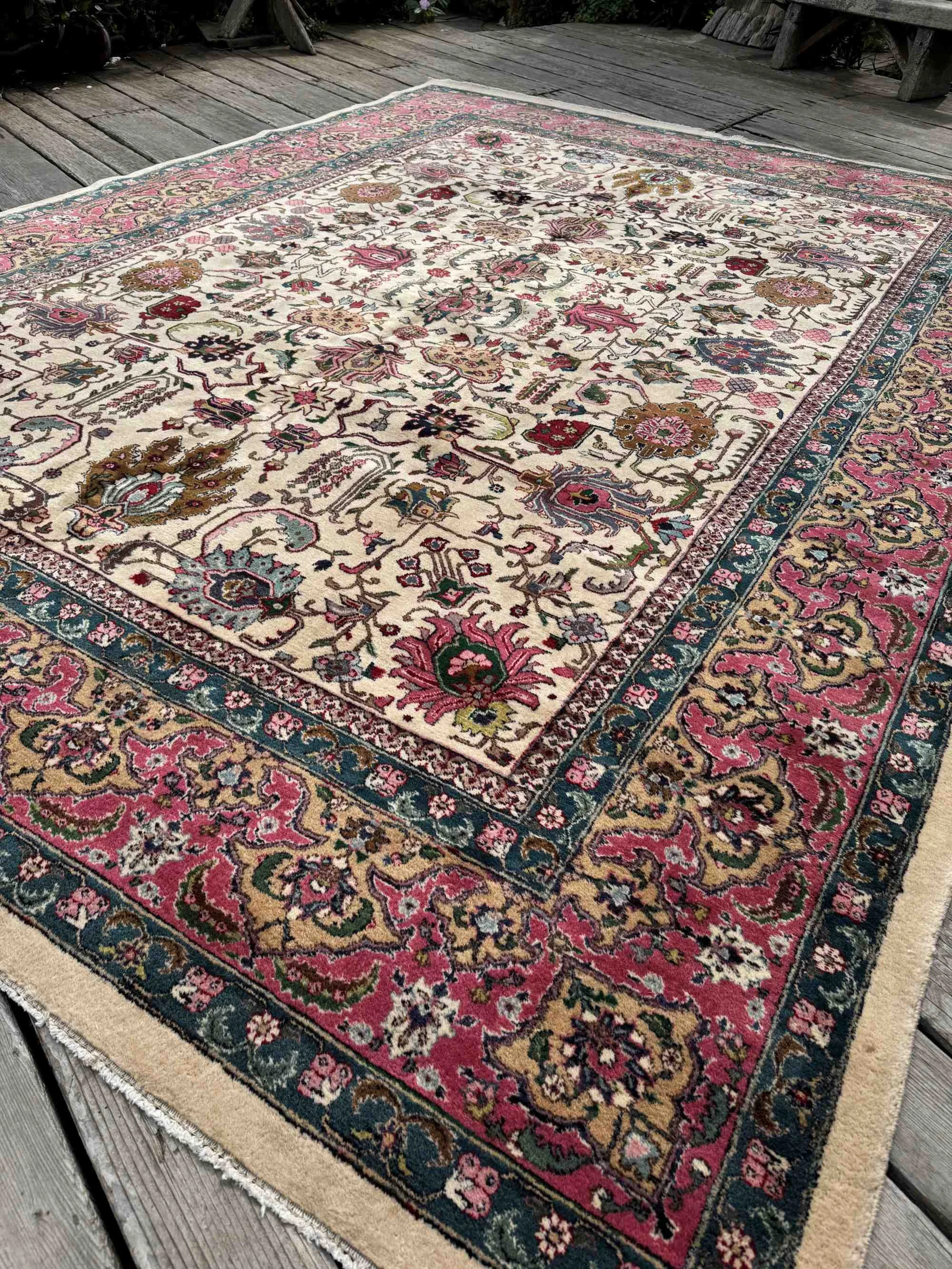 Tabriz rugs