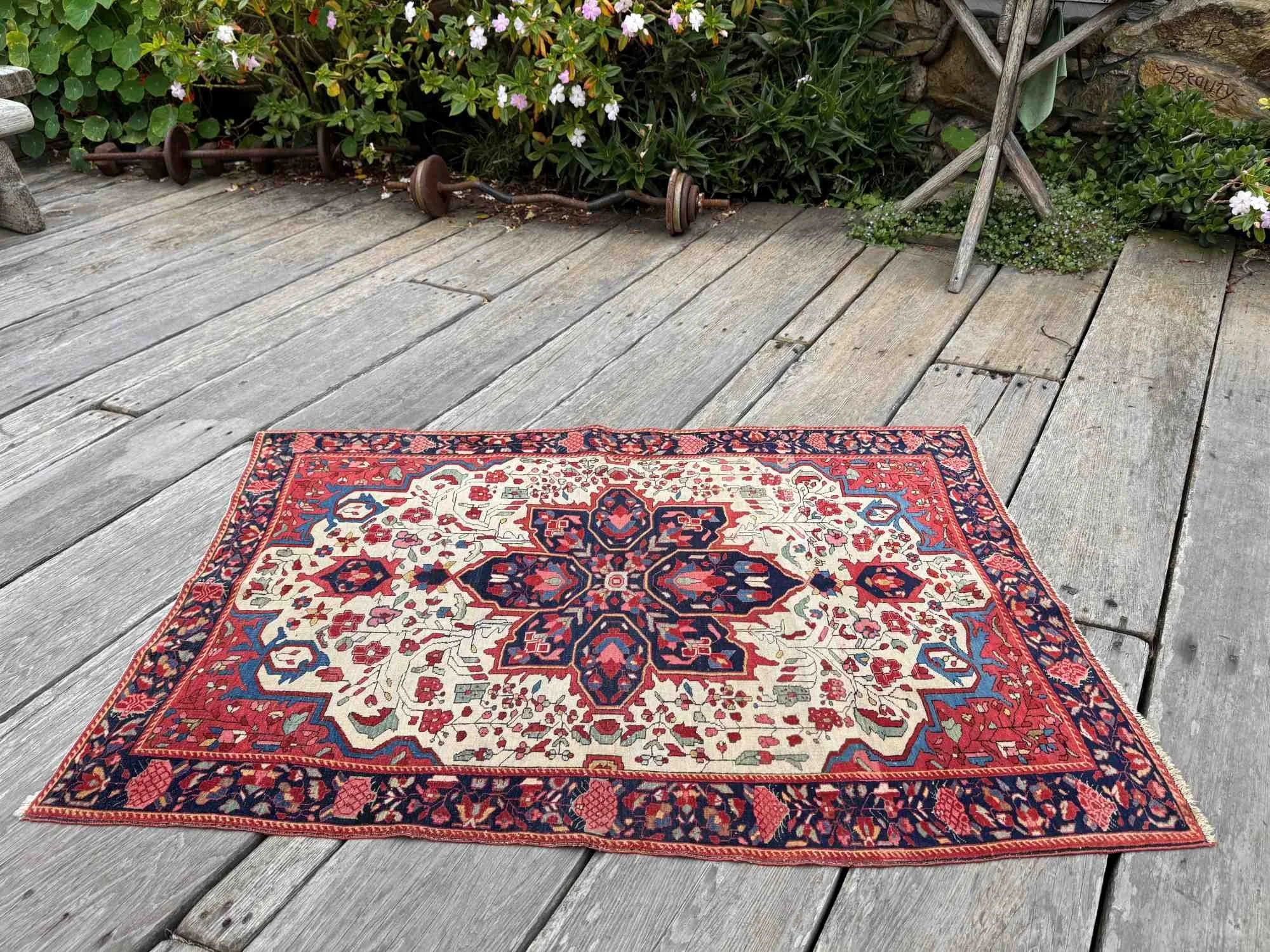 fine antique farahan rug
