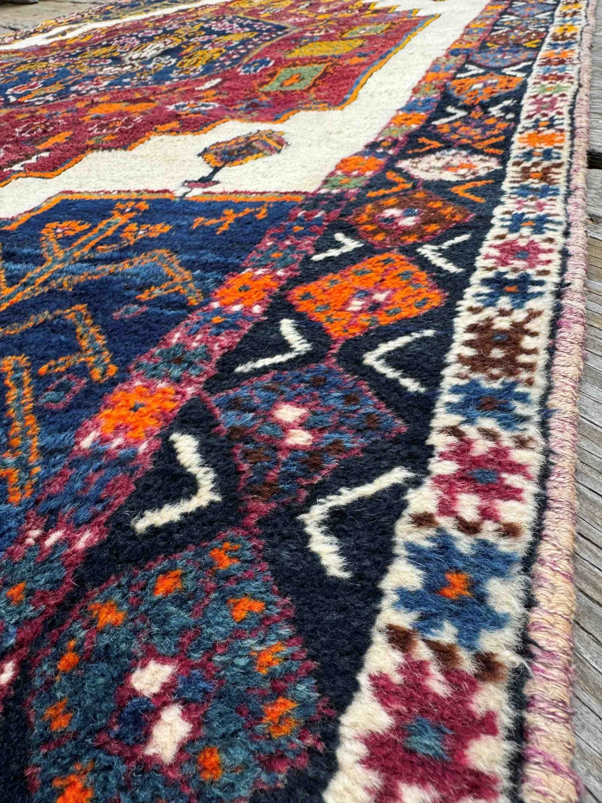 Abadeh rugs