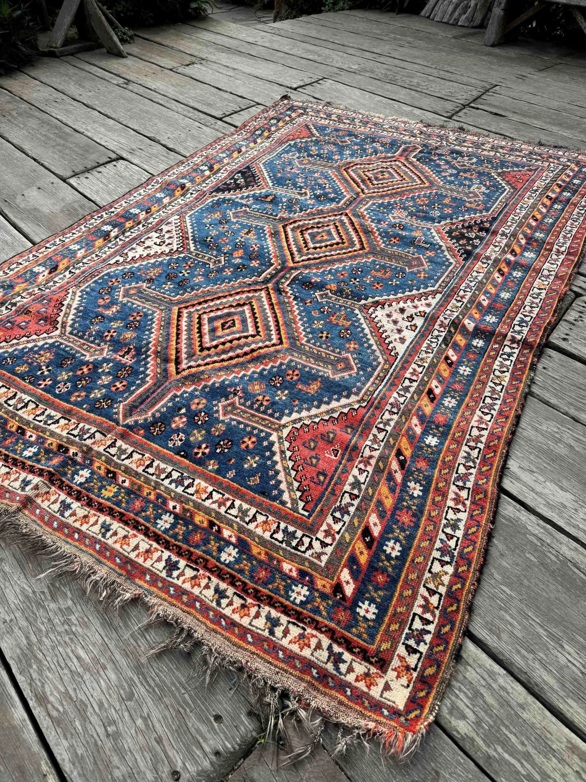 vintage qashqai shiraz tribal rugs