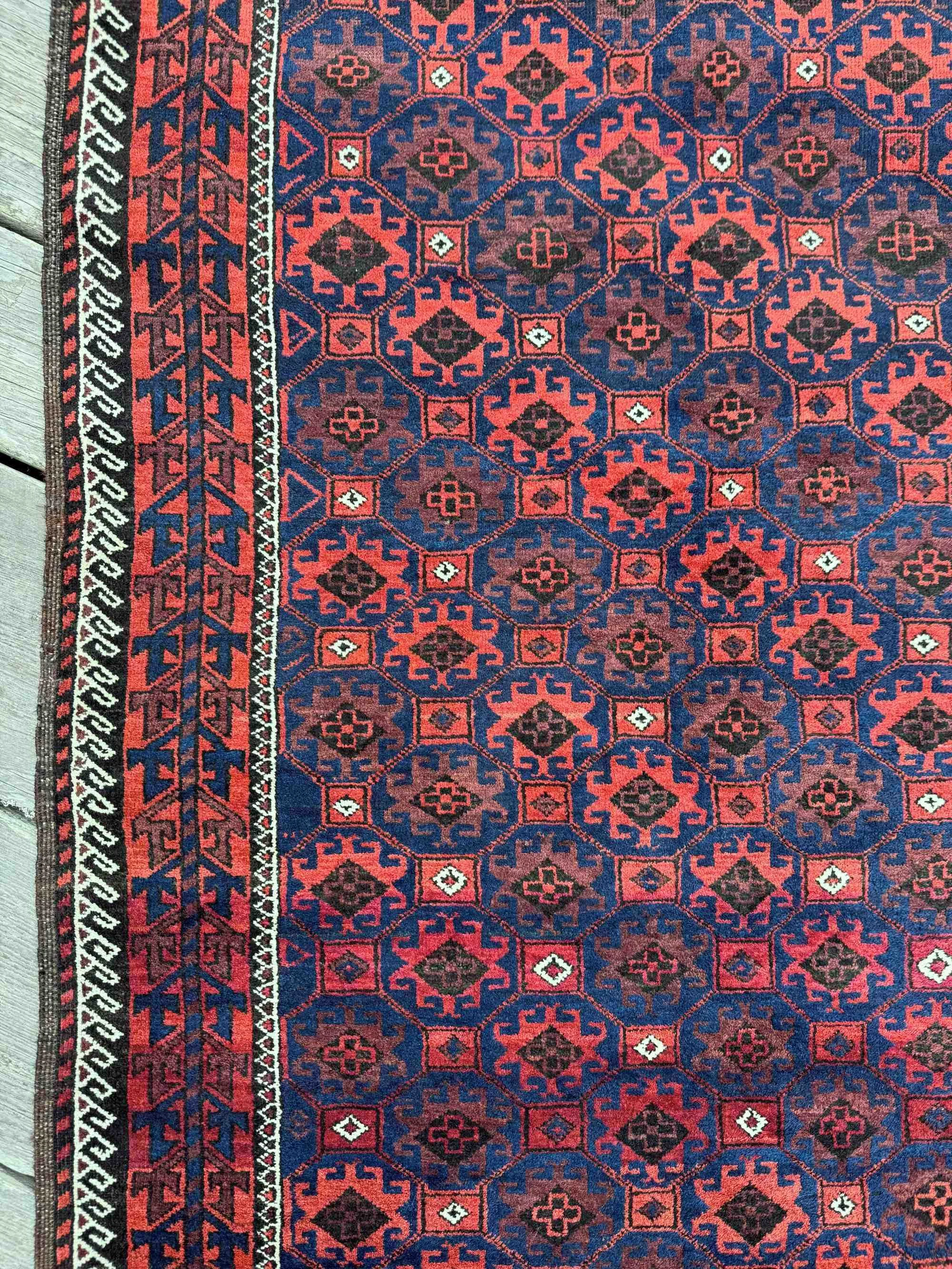 tribal accent rugs