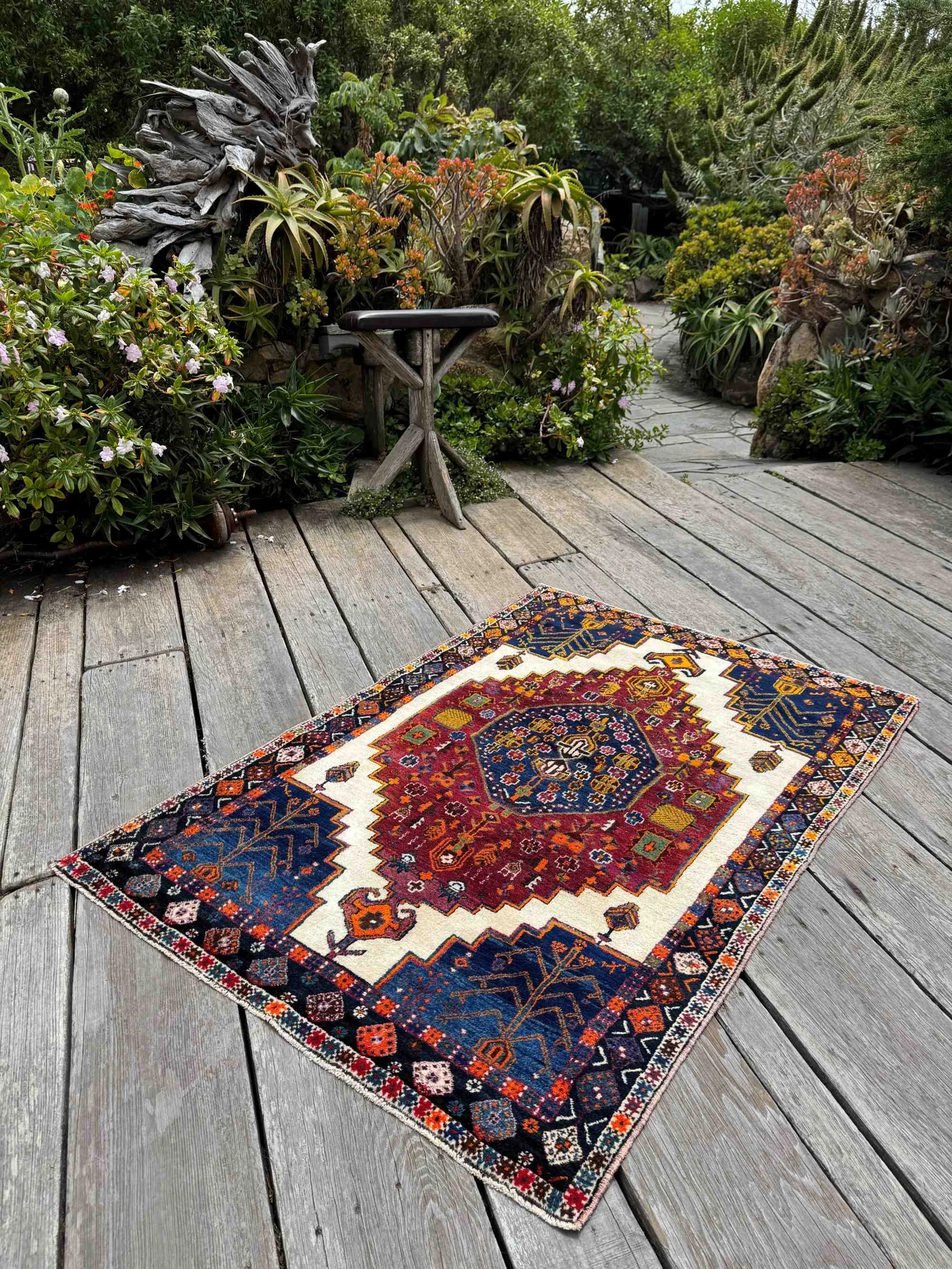 shiraz rugs