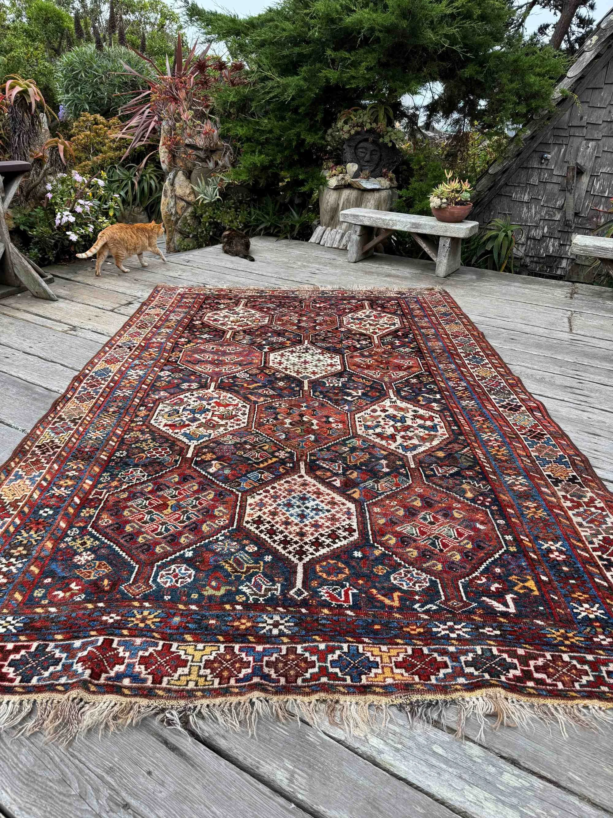 Khamseh rugs
