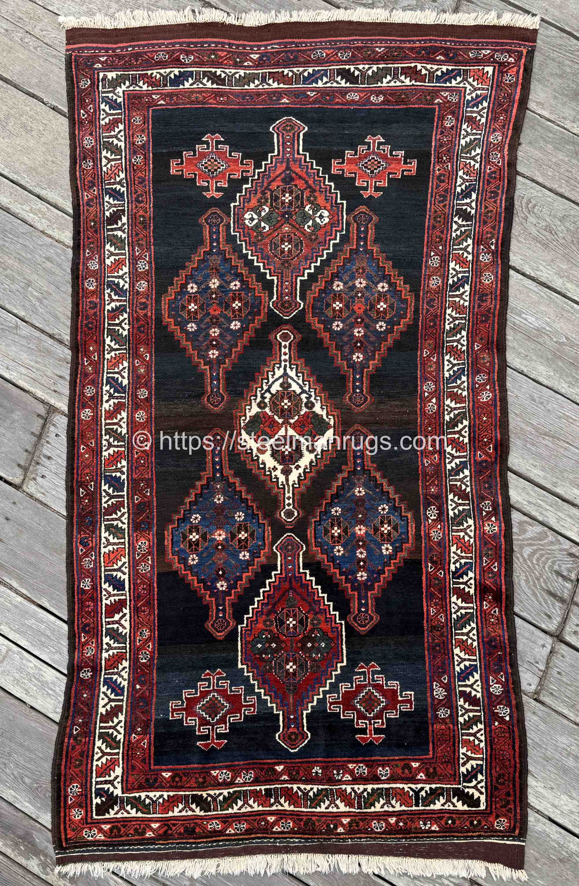 vintage varamin veramin tribal rug