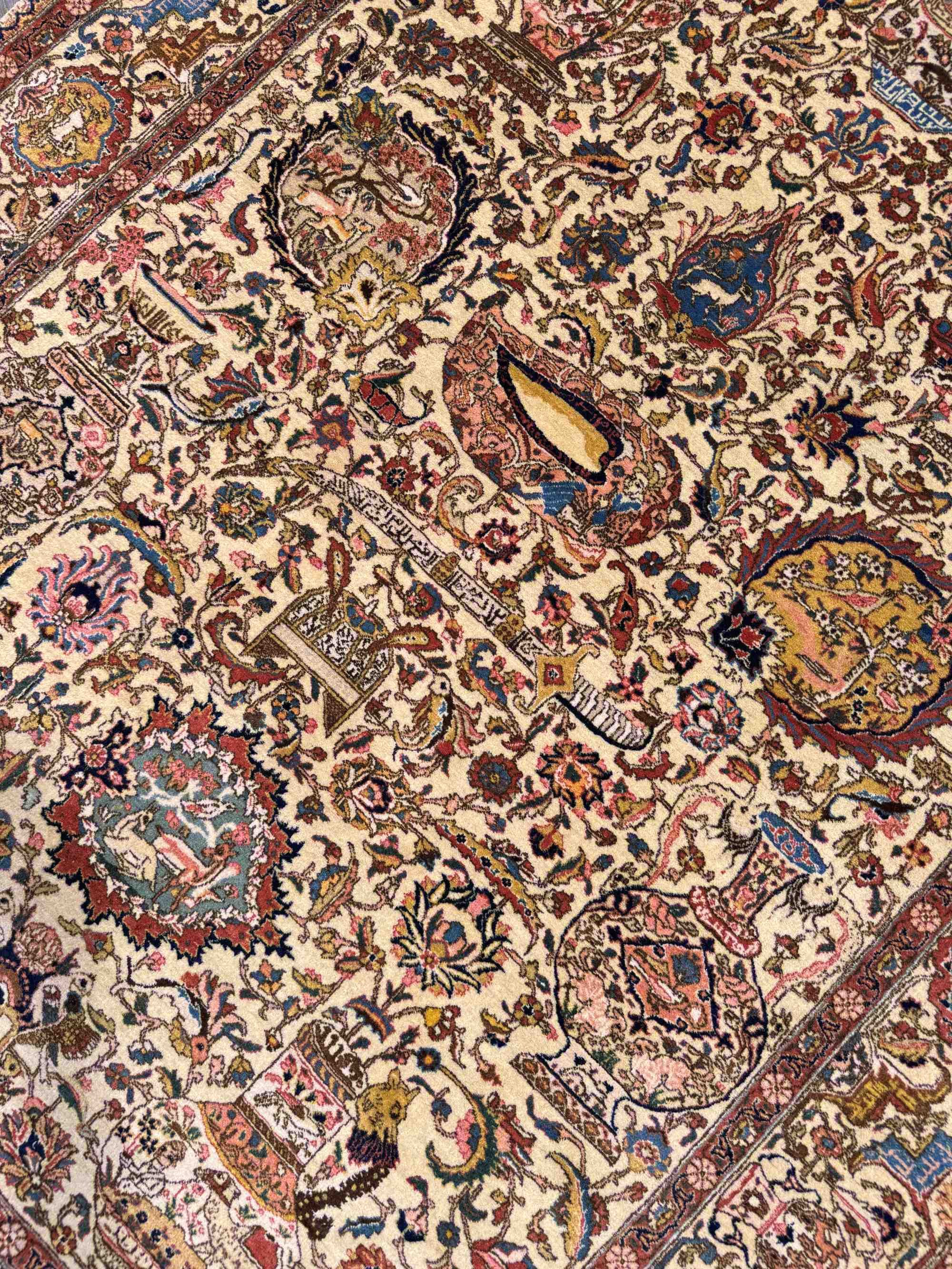 Tabriz rugs