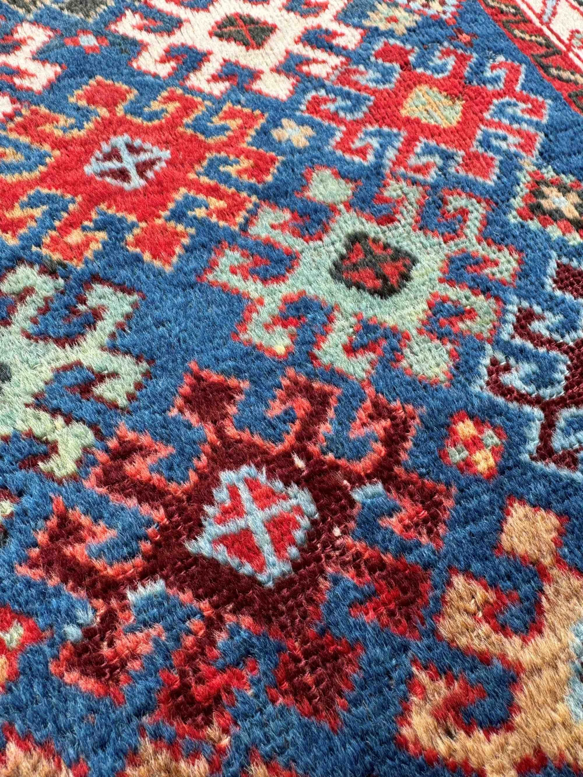Tribal vintage rugs for sale
