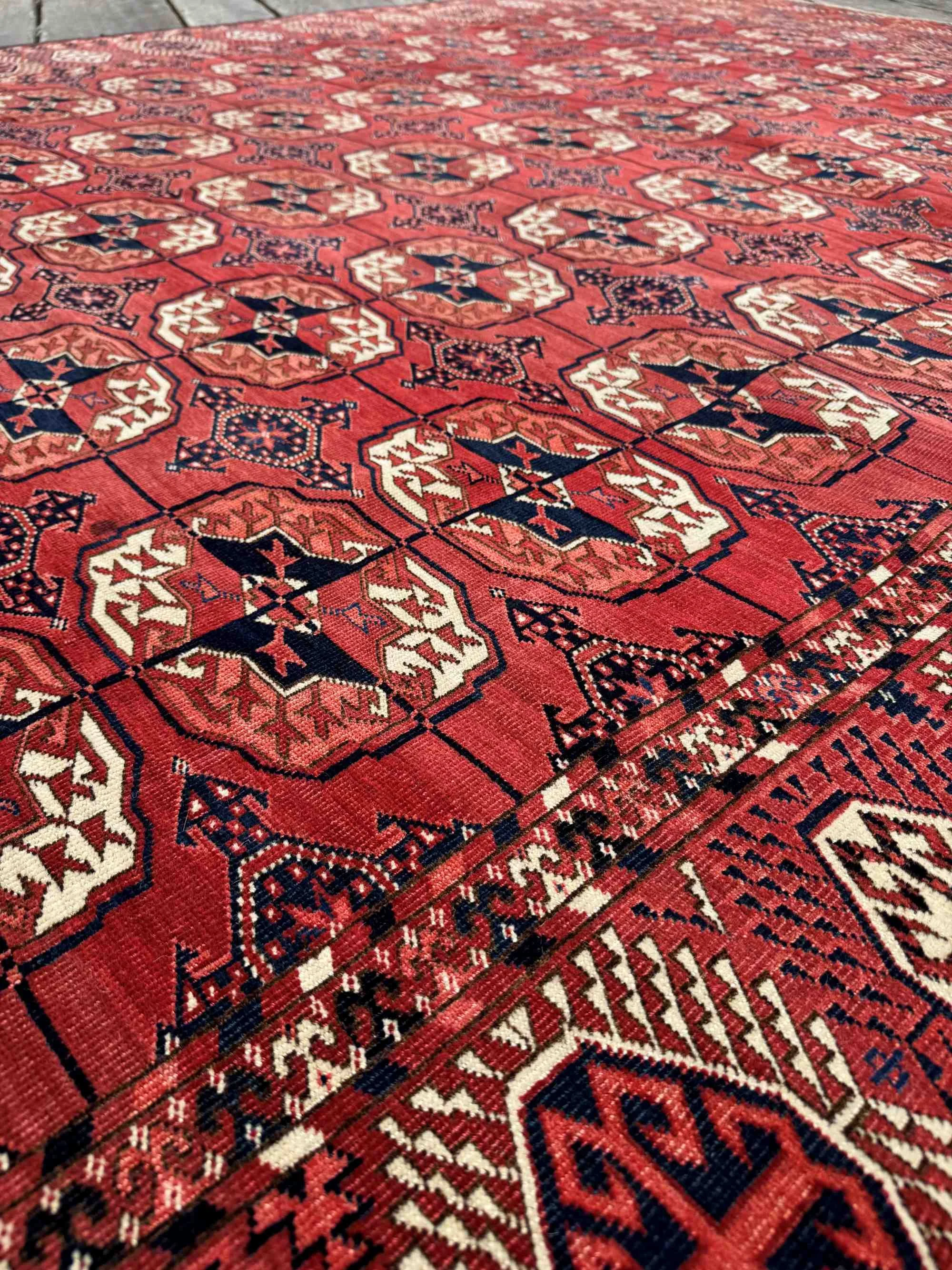tekke turkmen rugs