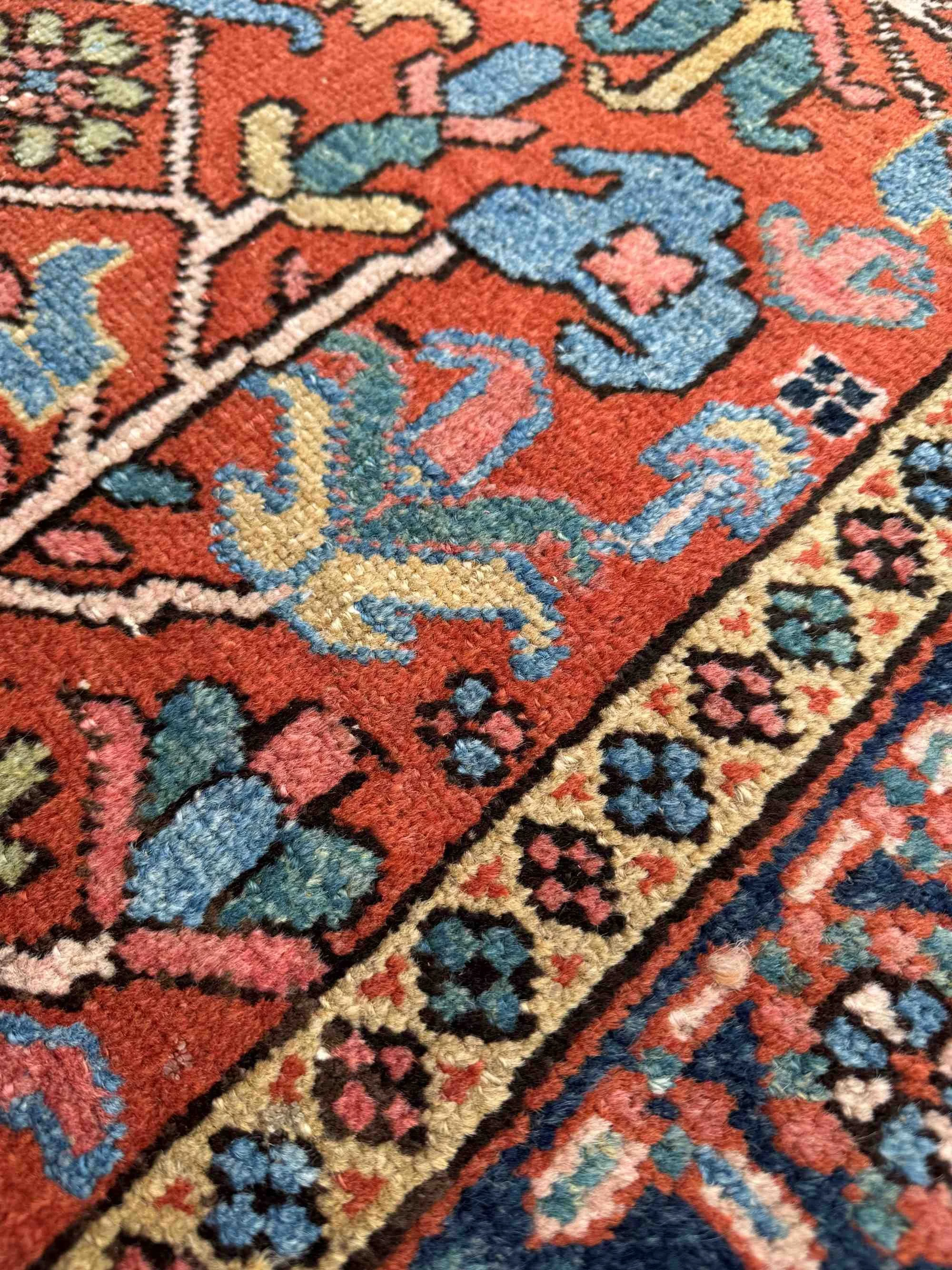 Heriz Serapi rugs for sale