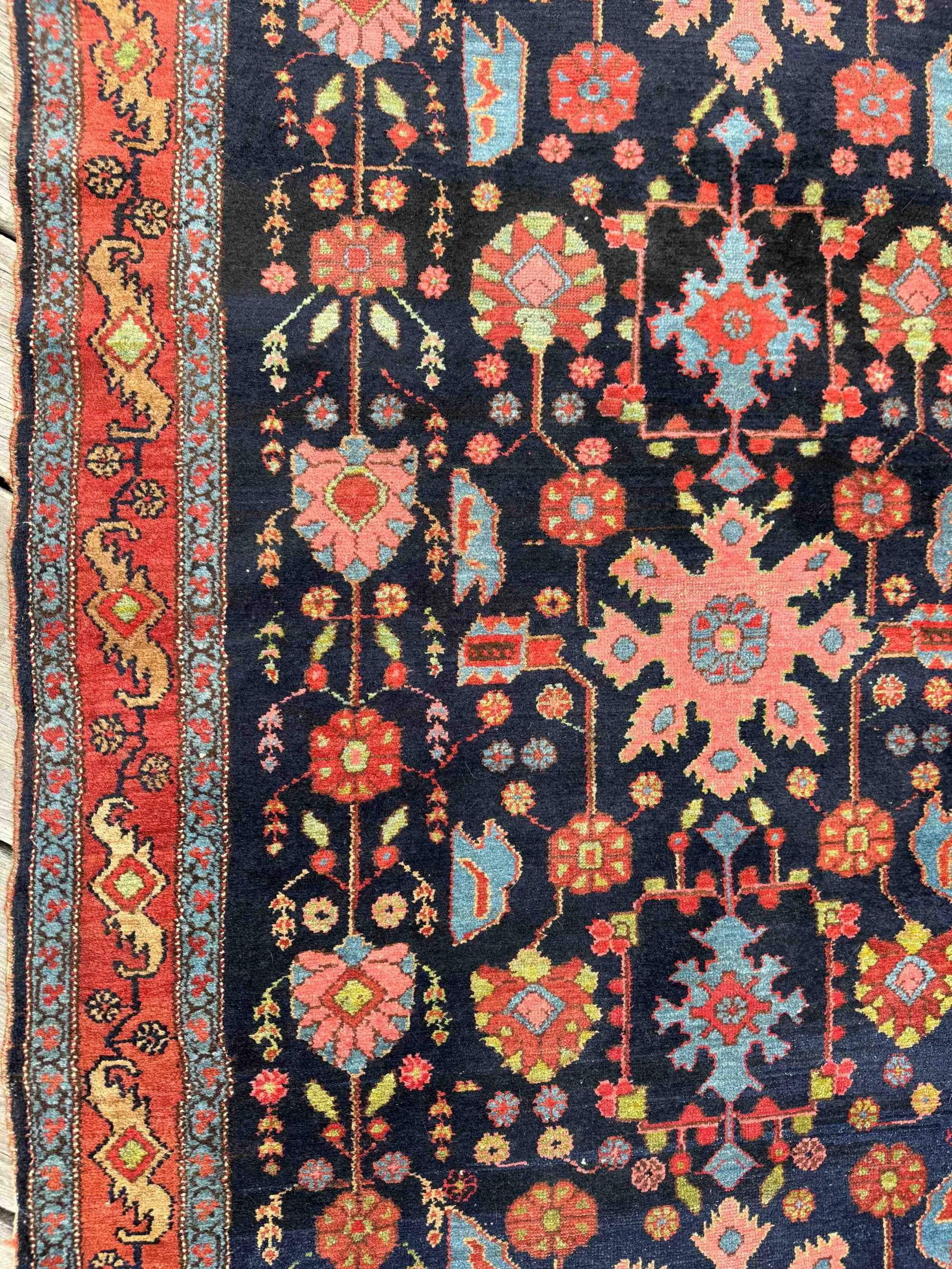 luxury antique rugs