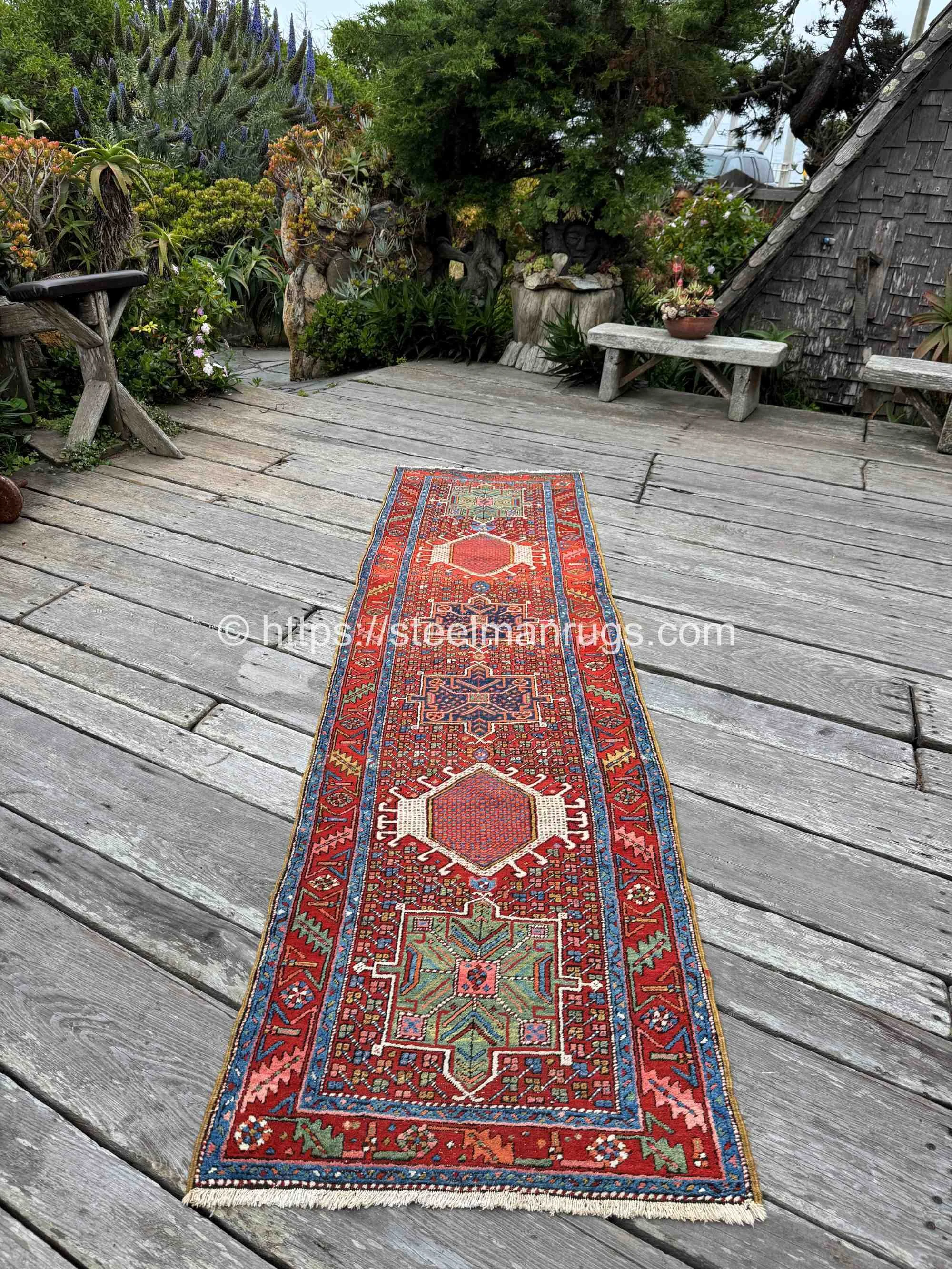 Heriz Serapi rugs for sale