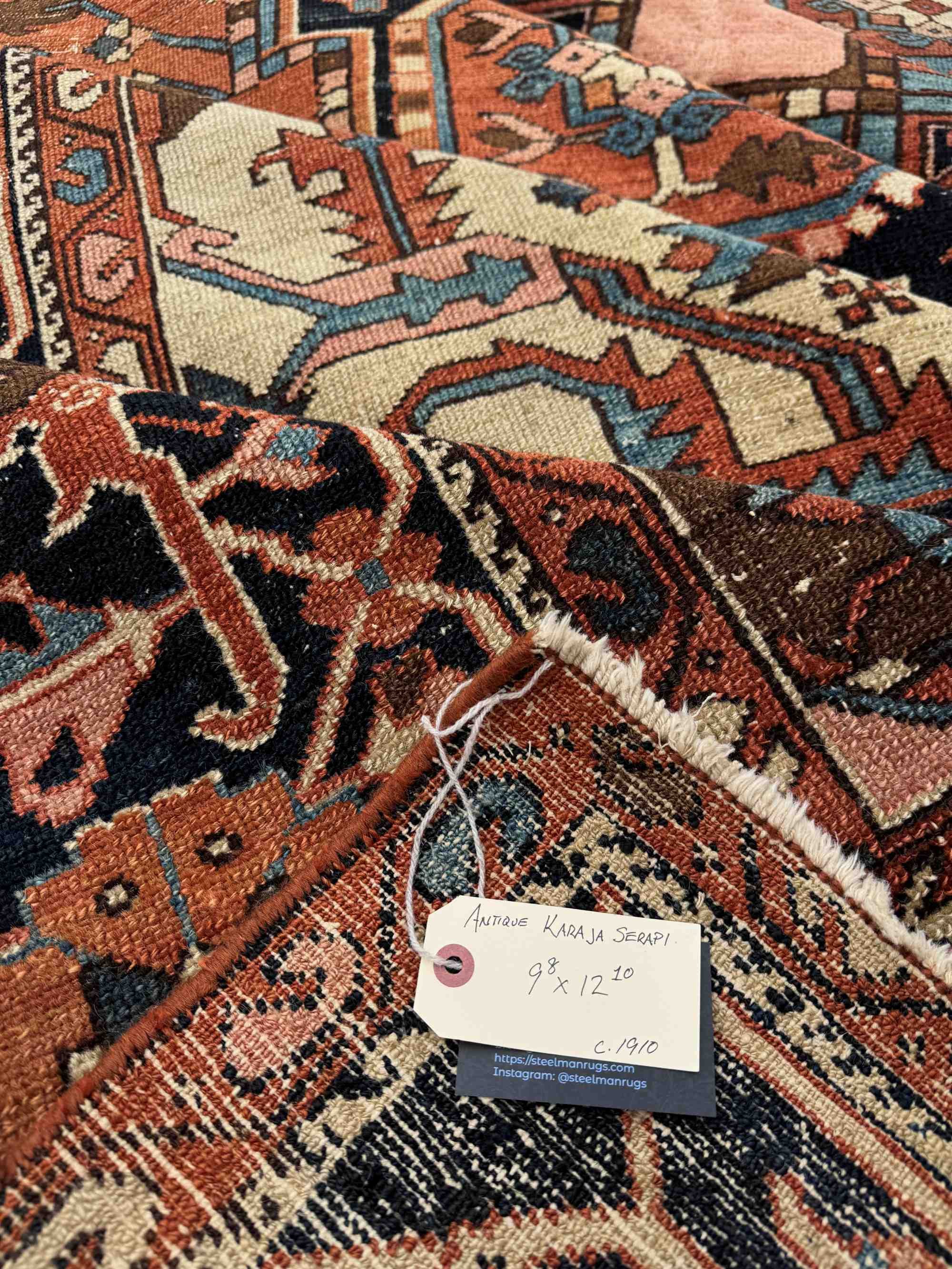 large heriz rugs