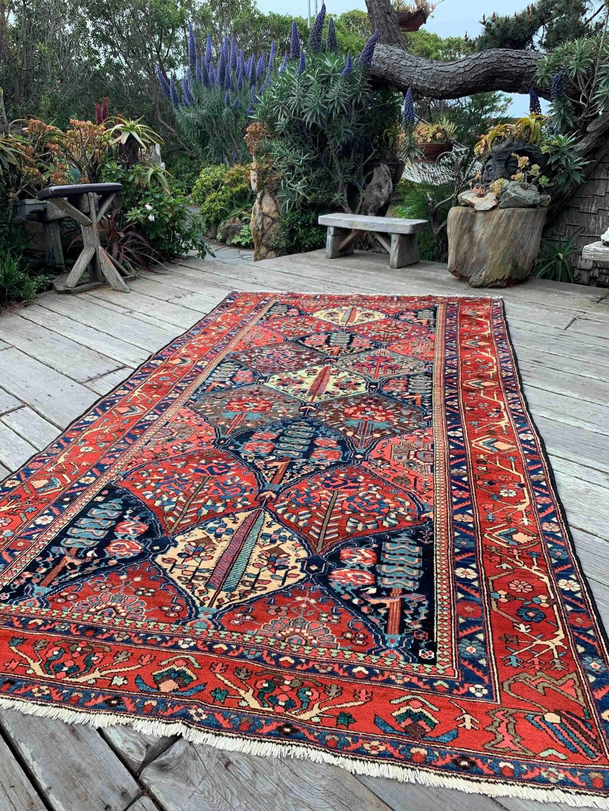Bakhtiari rugs