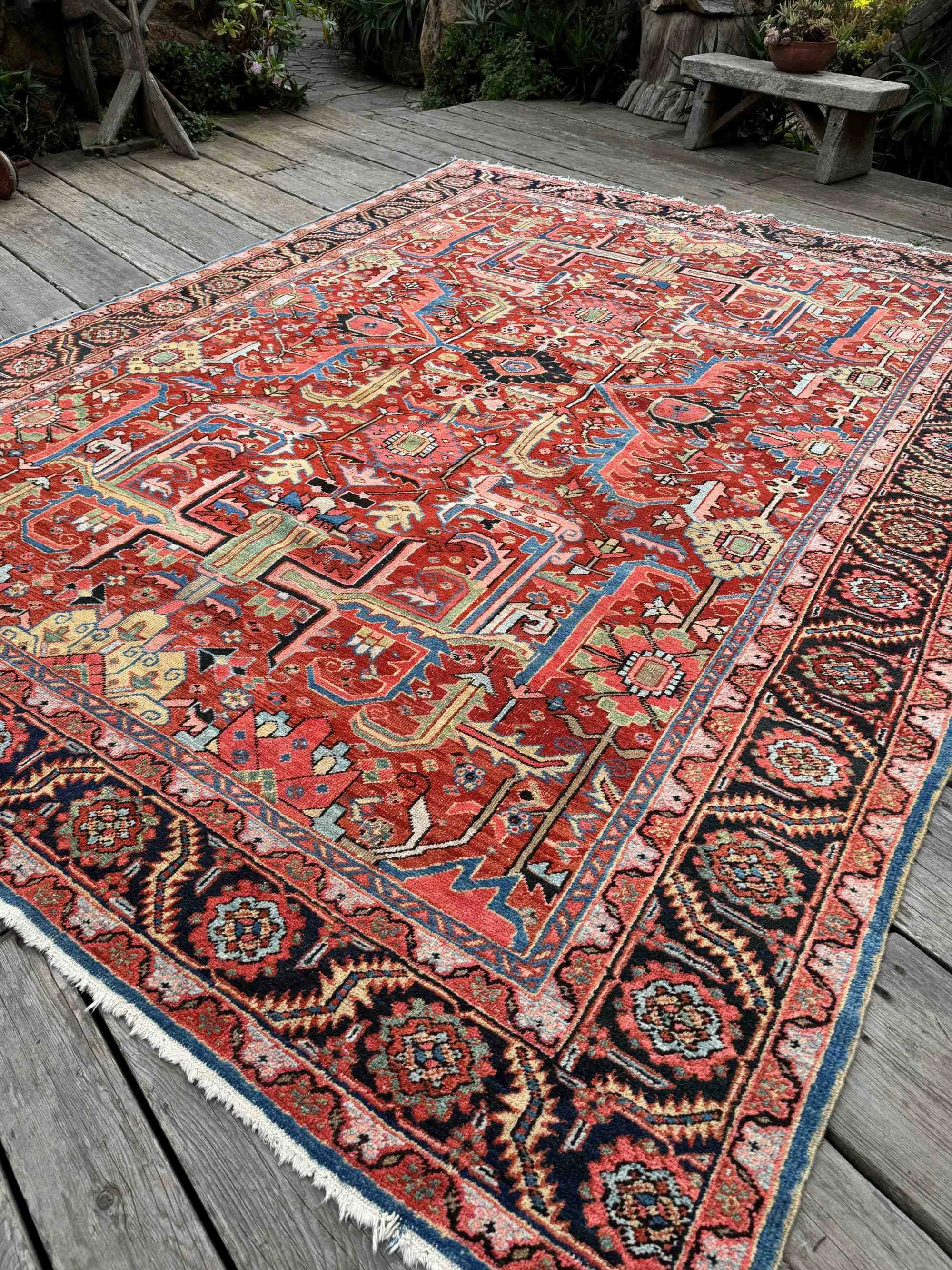 Heriz Serapi rugs for sale