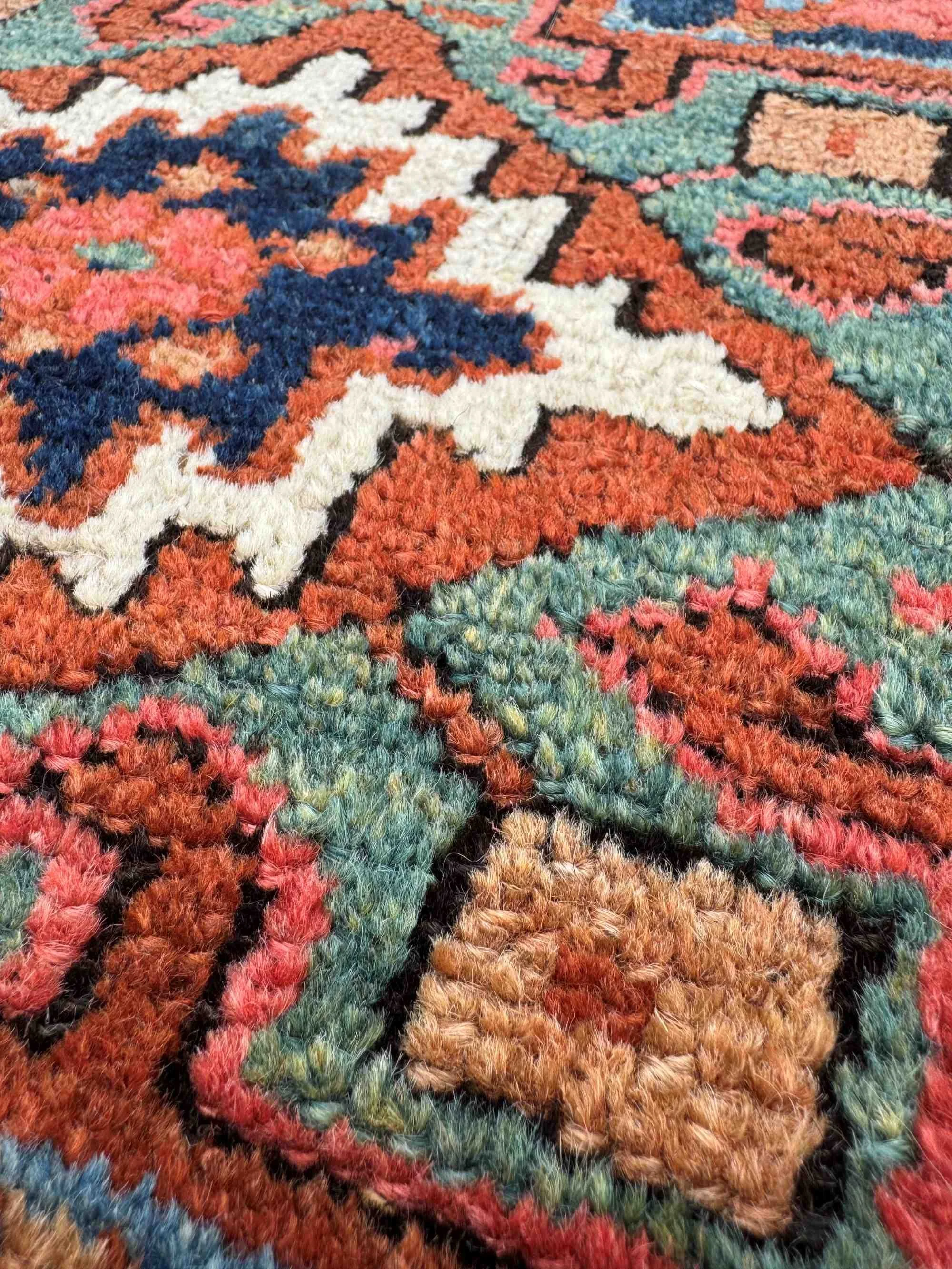 tribal accent rugs