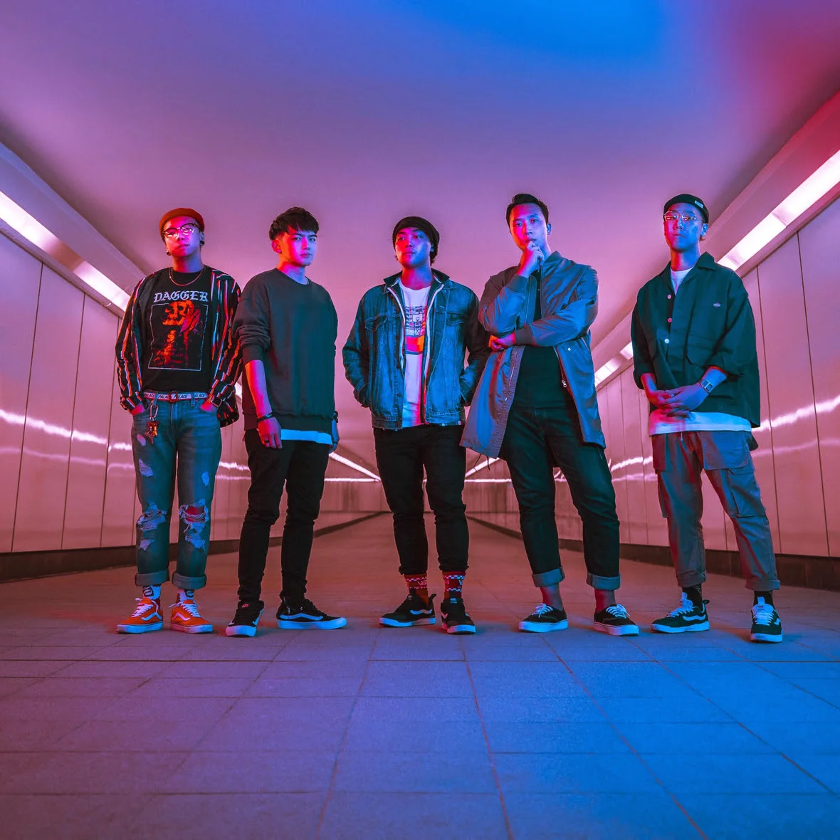 Seasons for Change are : Kenta D. Mitsuhashi - Lead Vocal Kulo Ming - Drums Dennis Ho - Guitar/Backing Vocal Wan Tsz Ching – Bass Don Chan – Guitar