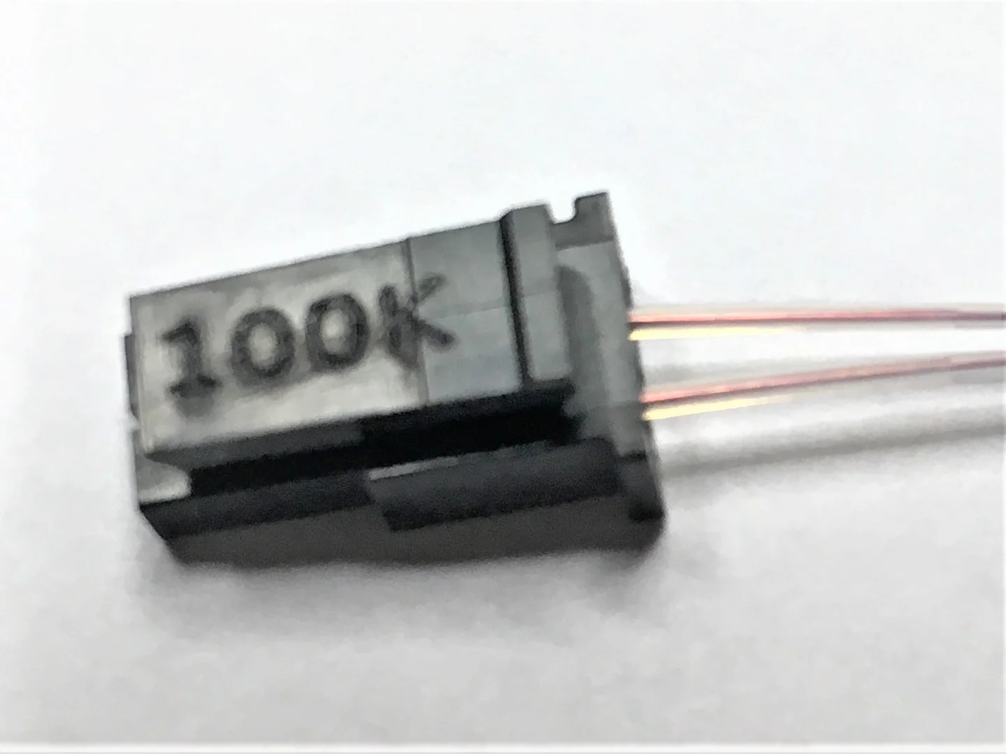 Connector 100K.jpg